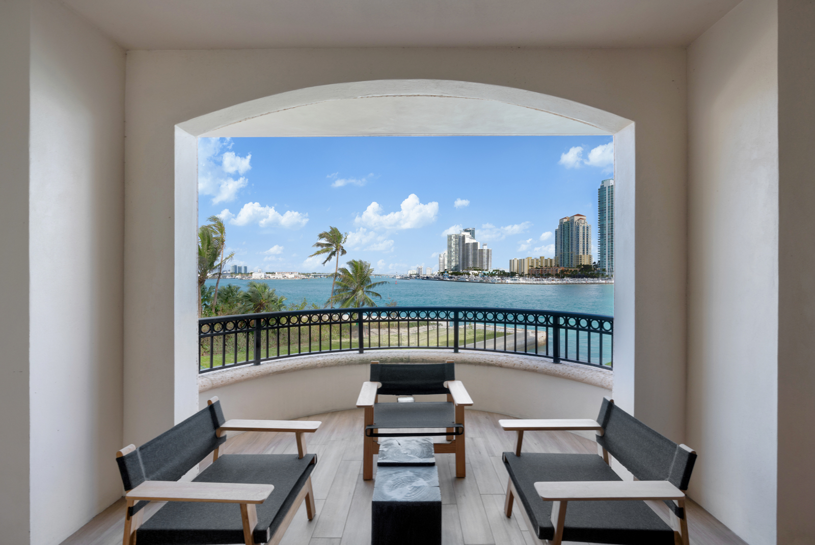 6800 Fisher Island Drive Miami Beach FL 33109