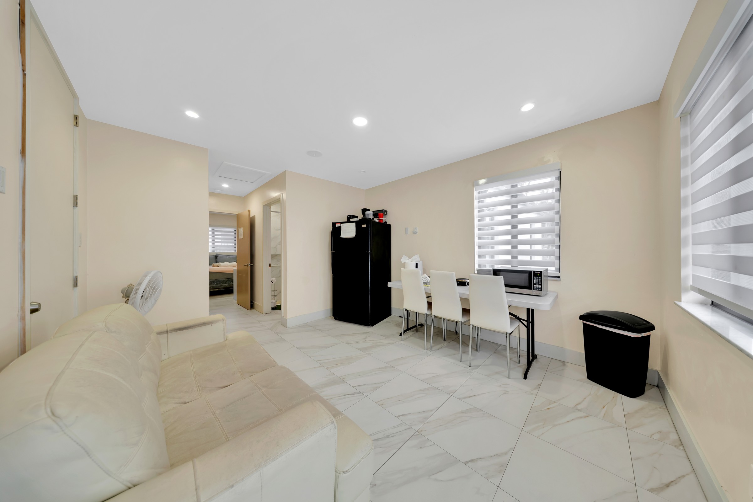 458 E 20th Street Hialeah FL 33013