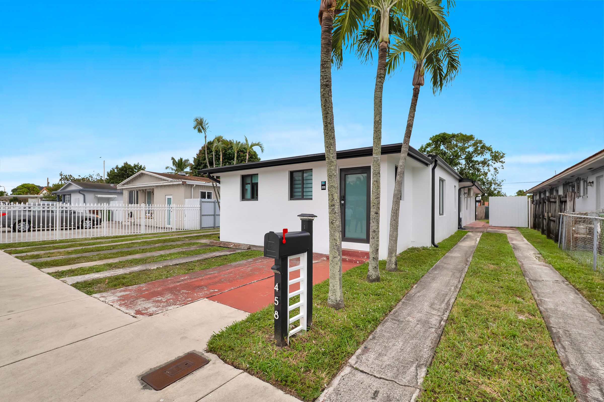 458 E 20th Street Hialeah FL 33013