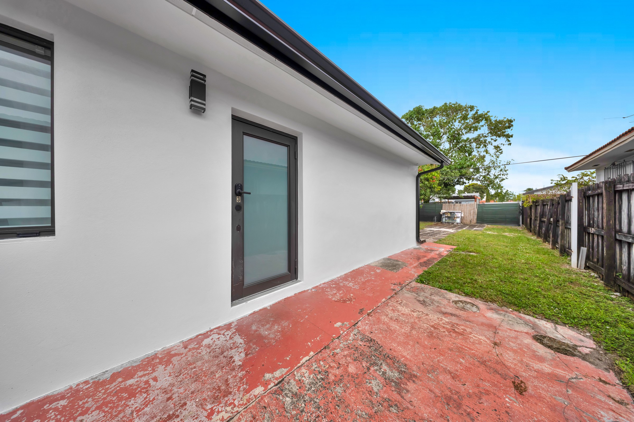 458 E 20th Street Hialeah FL 33013