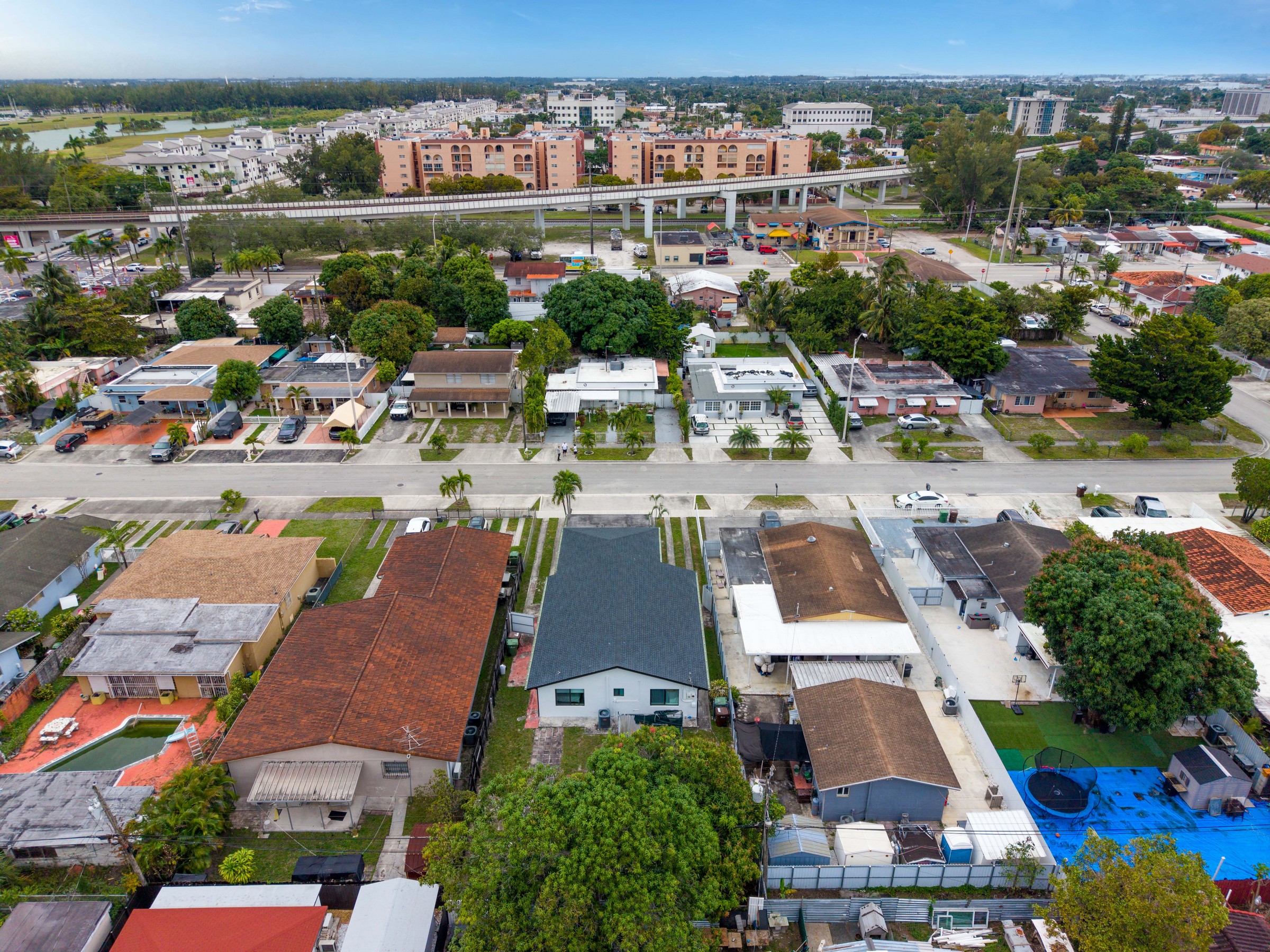 458 E 20th Street Hialeah FL 33013