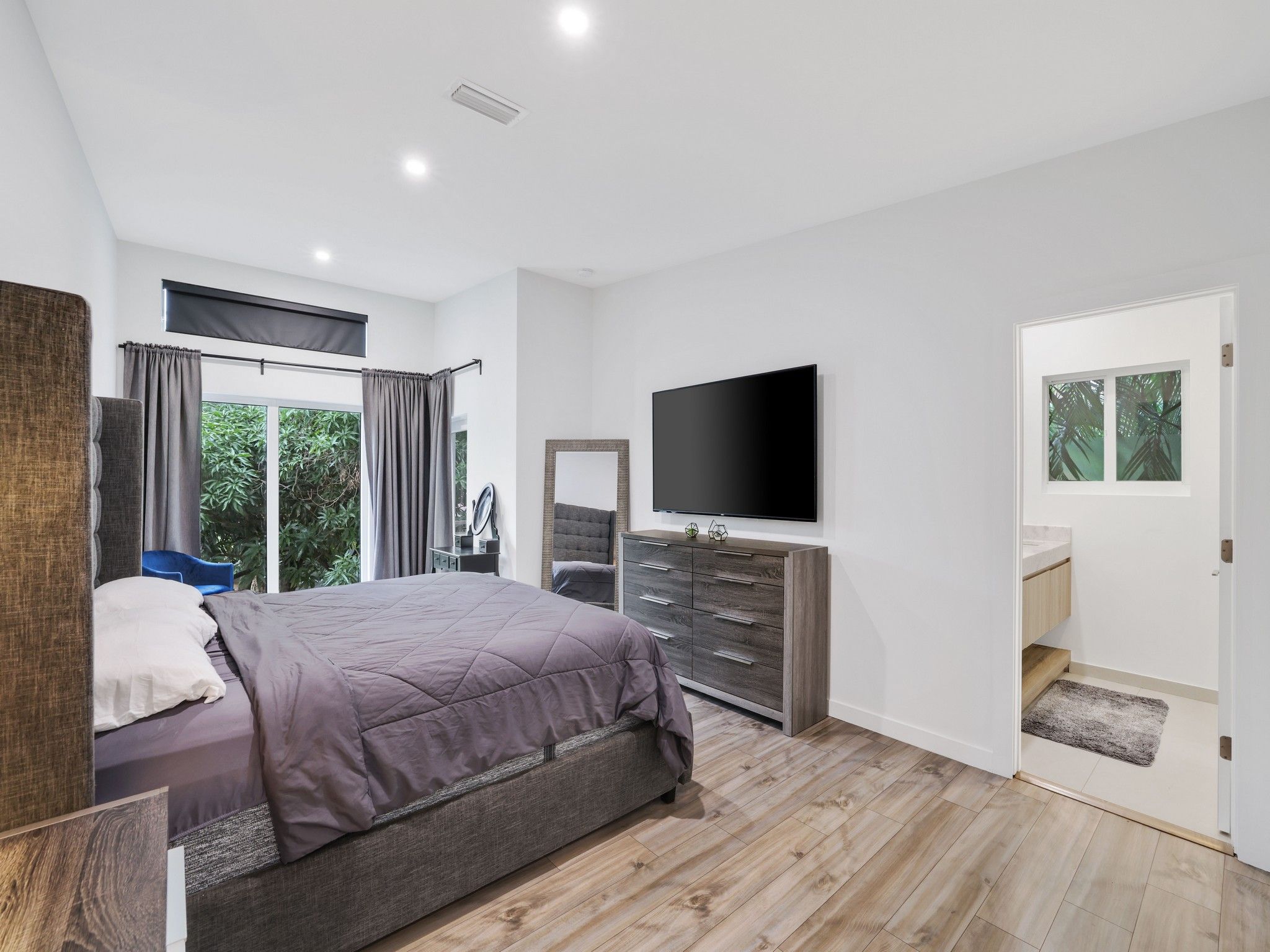 1124 NE 2nd Avenue Fort Lauderdale FL 33304