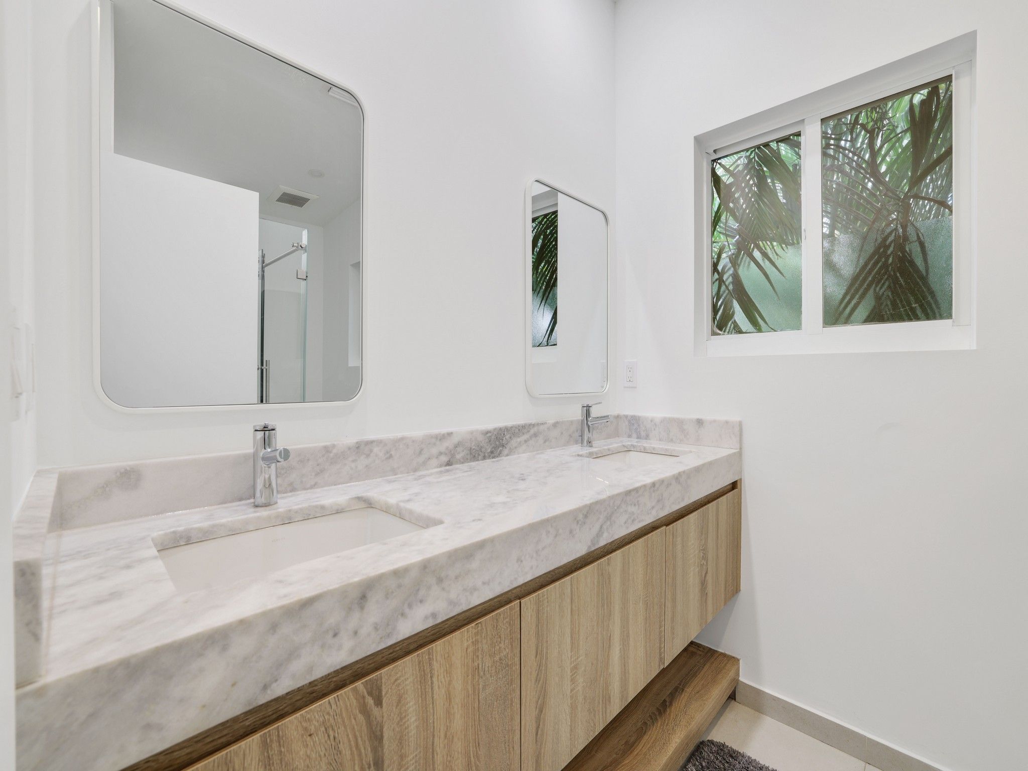 1124 NE 2nd Avenue Fort Lauderdale FL 33304