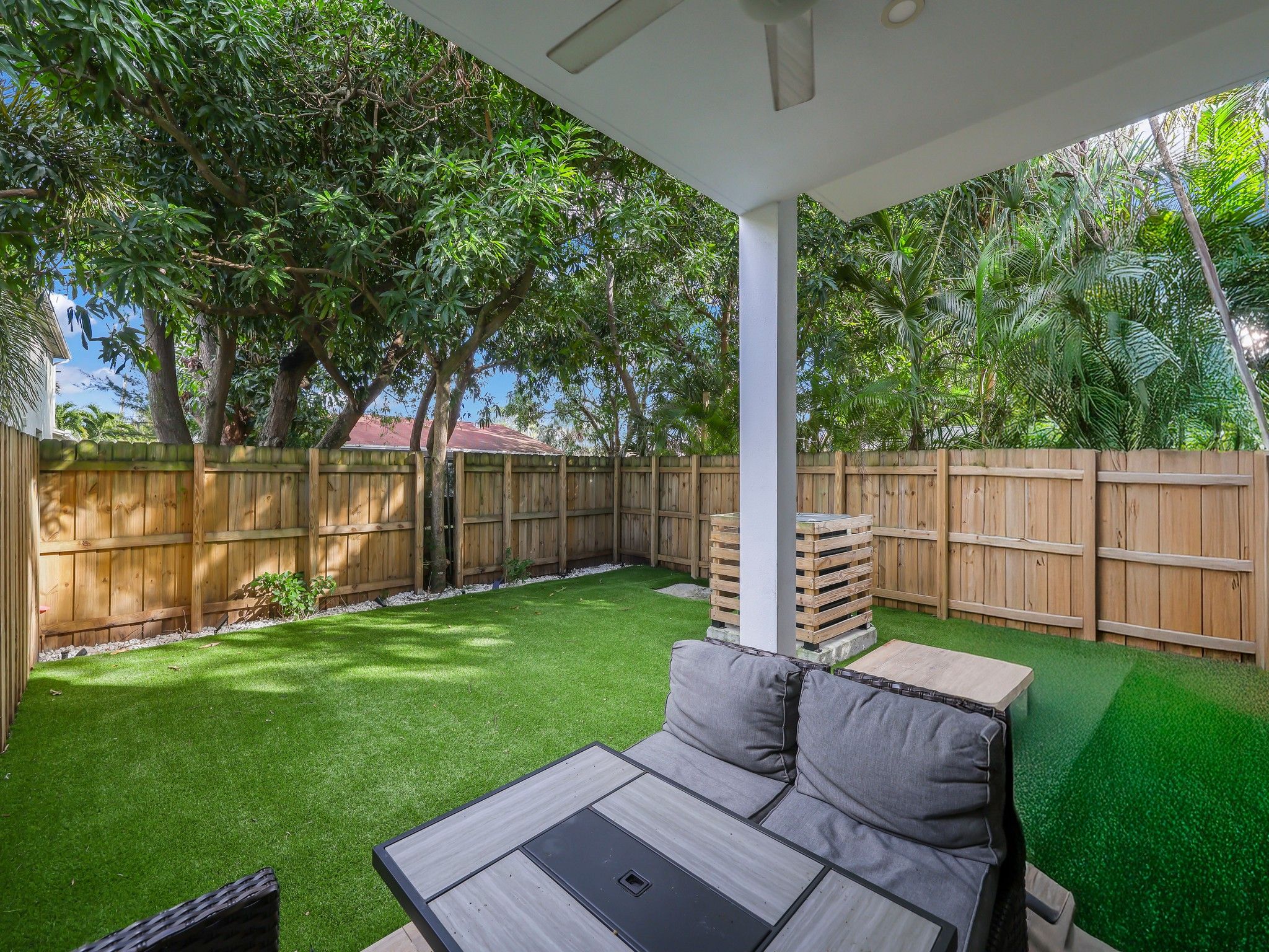 1124 NE 2nd Avenue Fort Lauderdale FL 33304