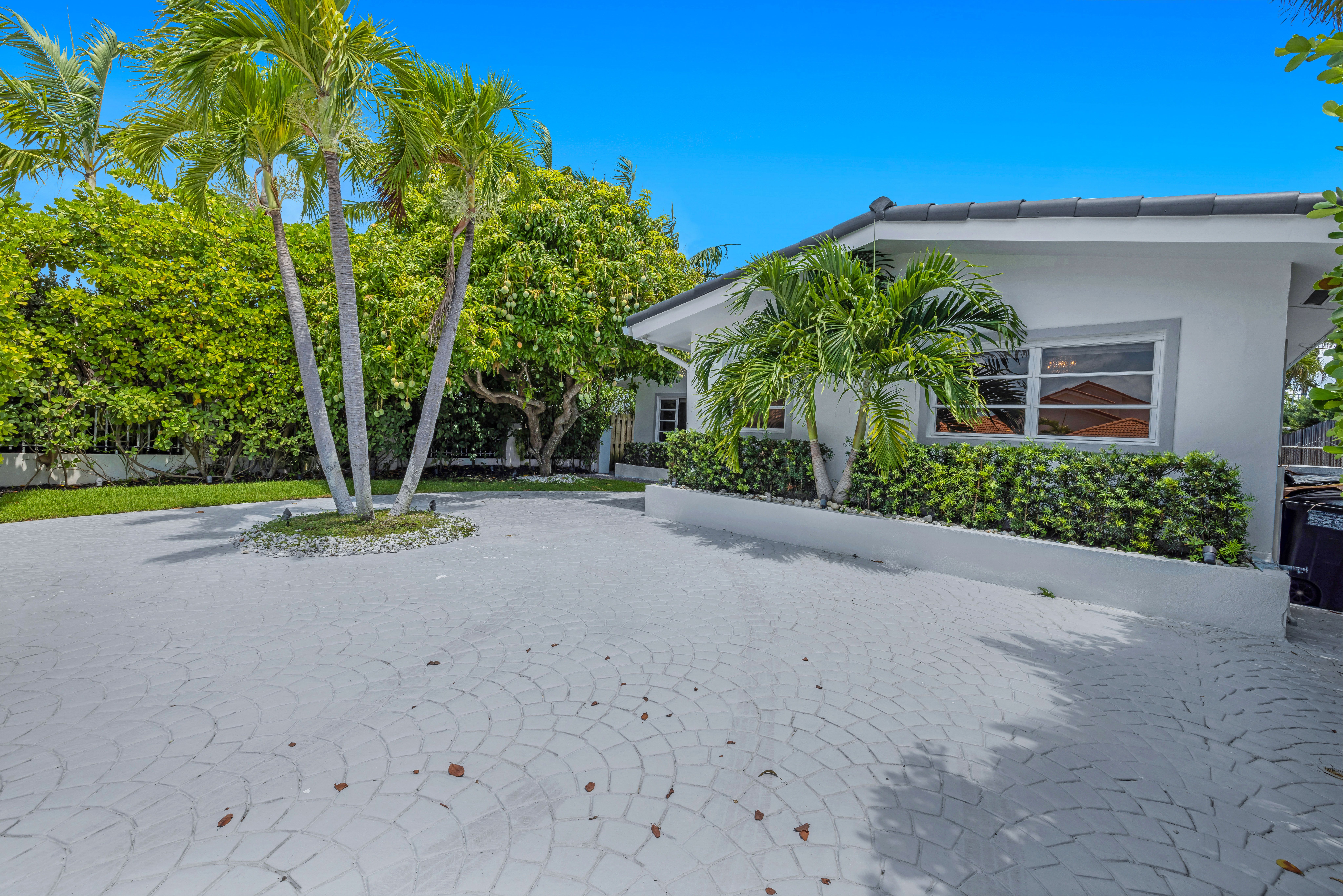 1405 Stillwater Drive Miami Beach FL 33141
