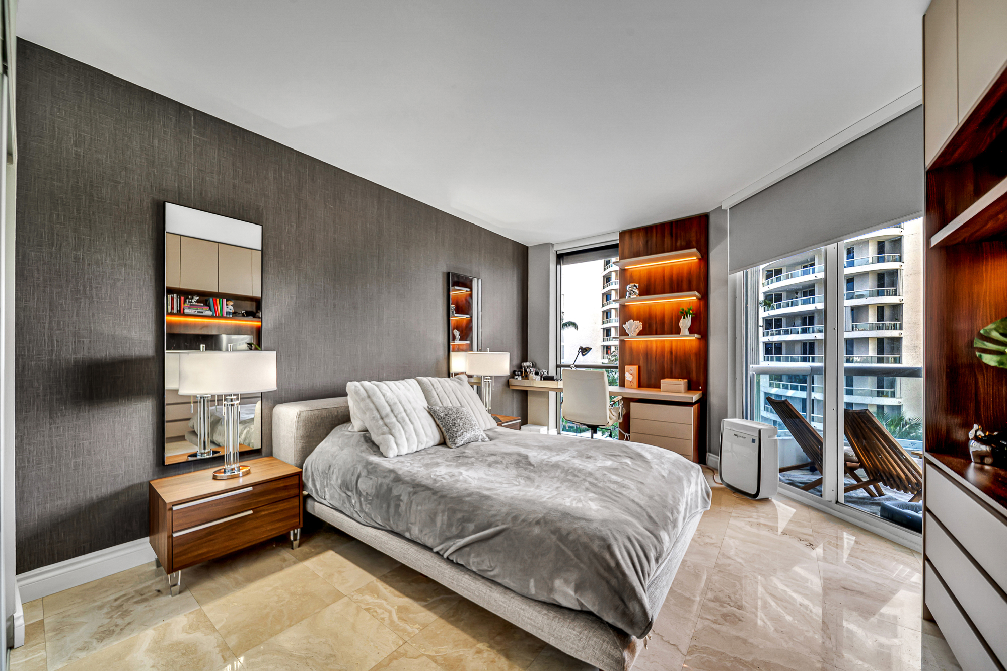 21150 Point Place Aventura FL 33180
