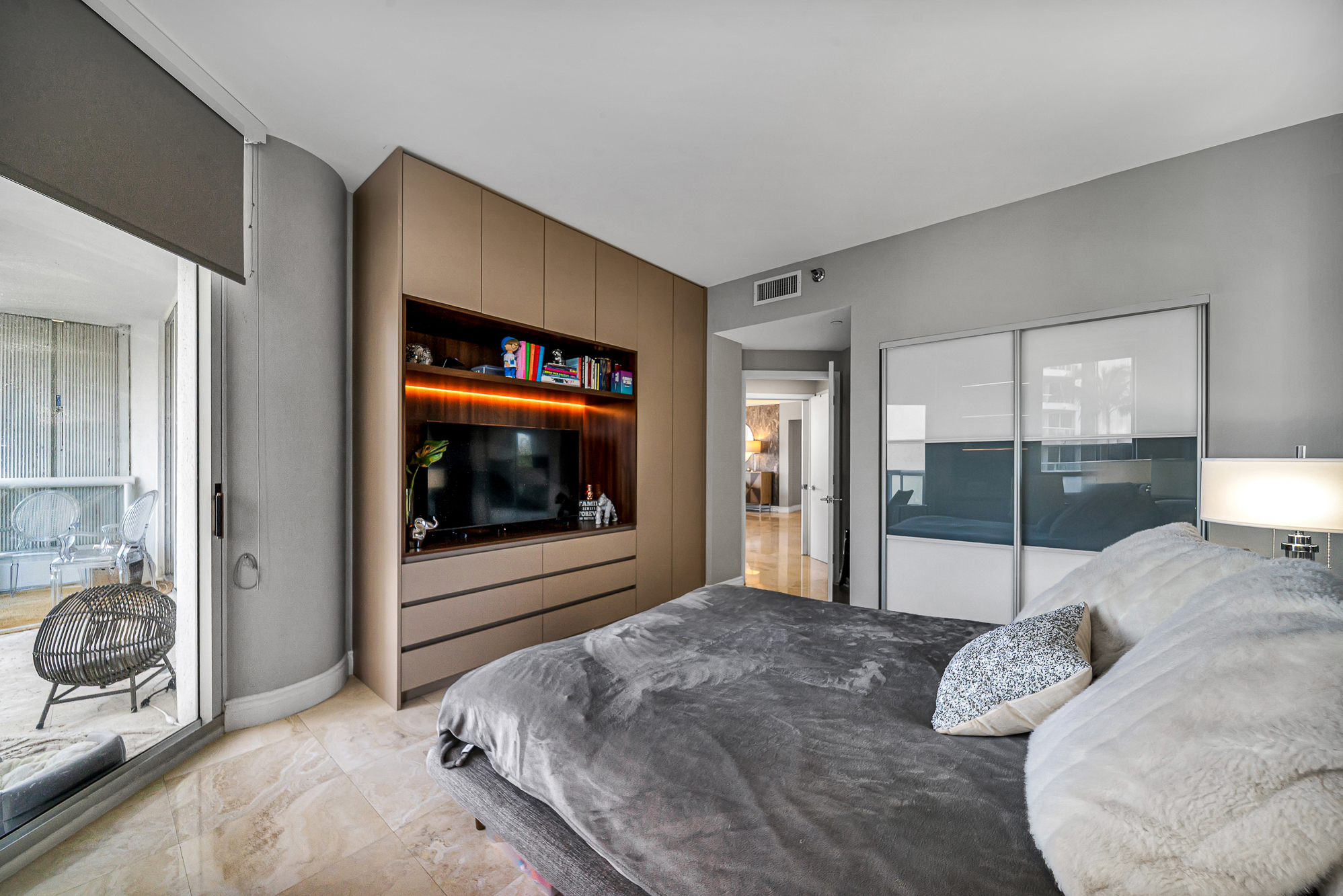 21150 Point Place Aventura FL 33180