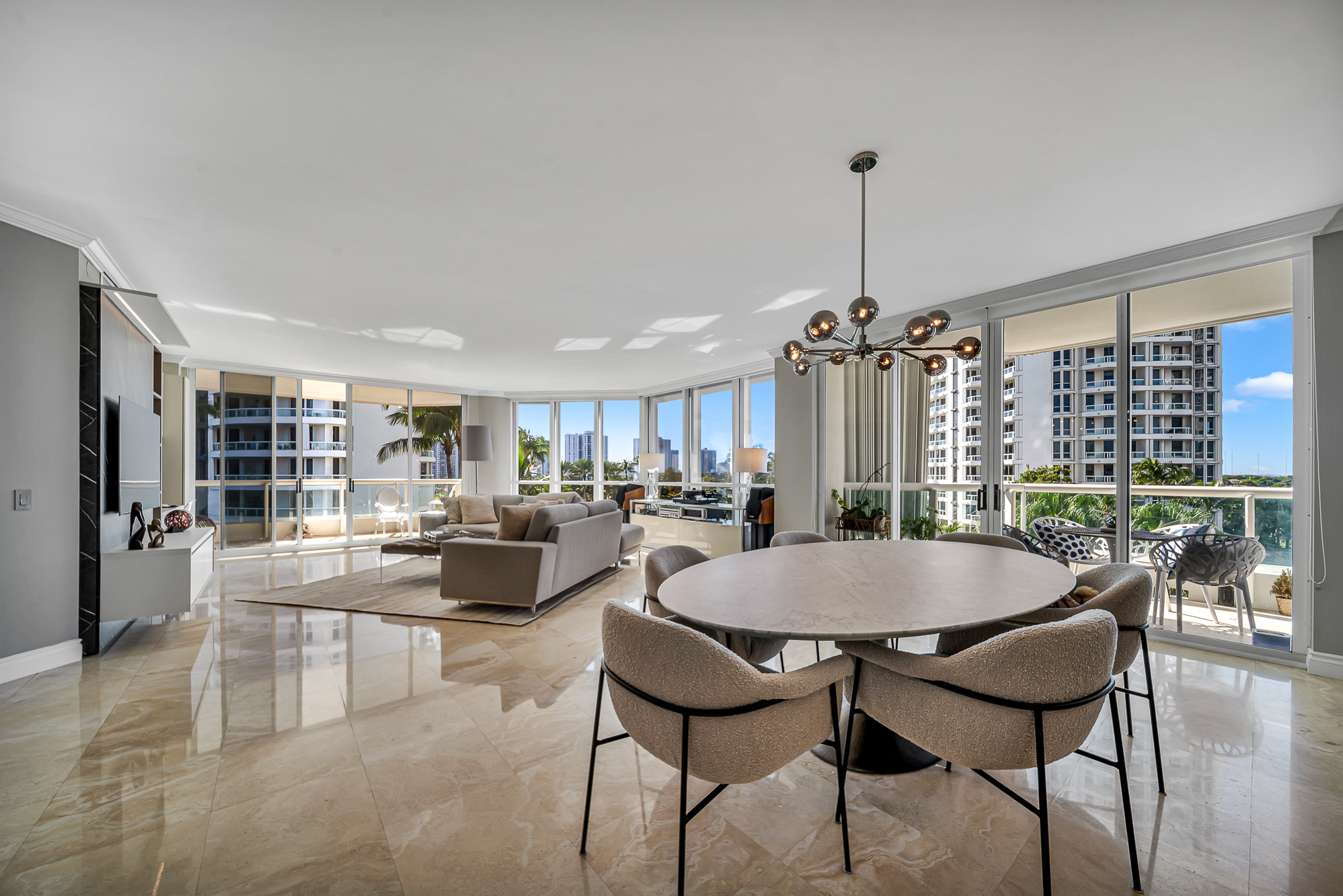 21150 Point Place Aventura FL 33180