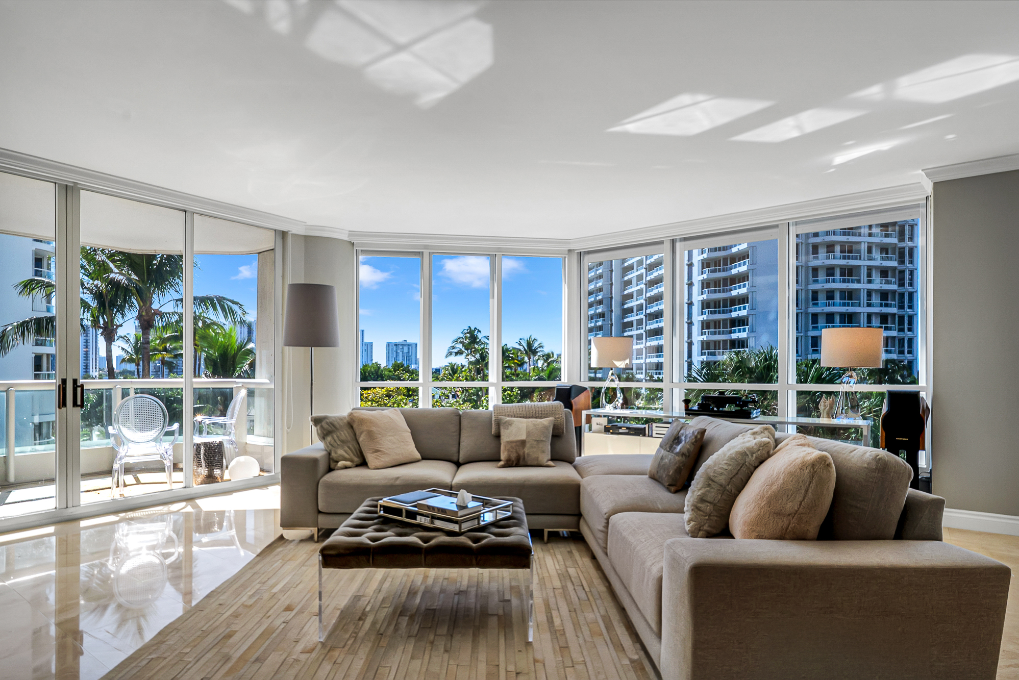 21150 Point Place Aventura FL 33180
