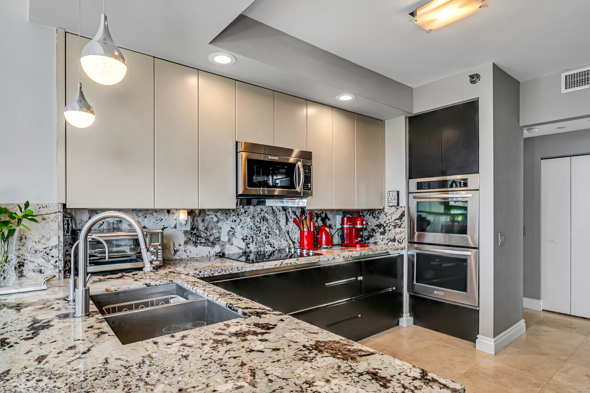 21150 Point Place Aventura FL 33180