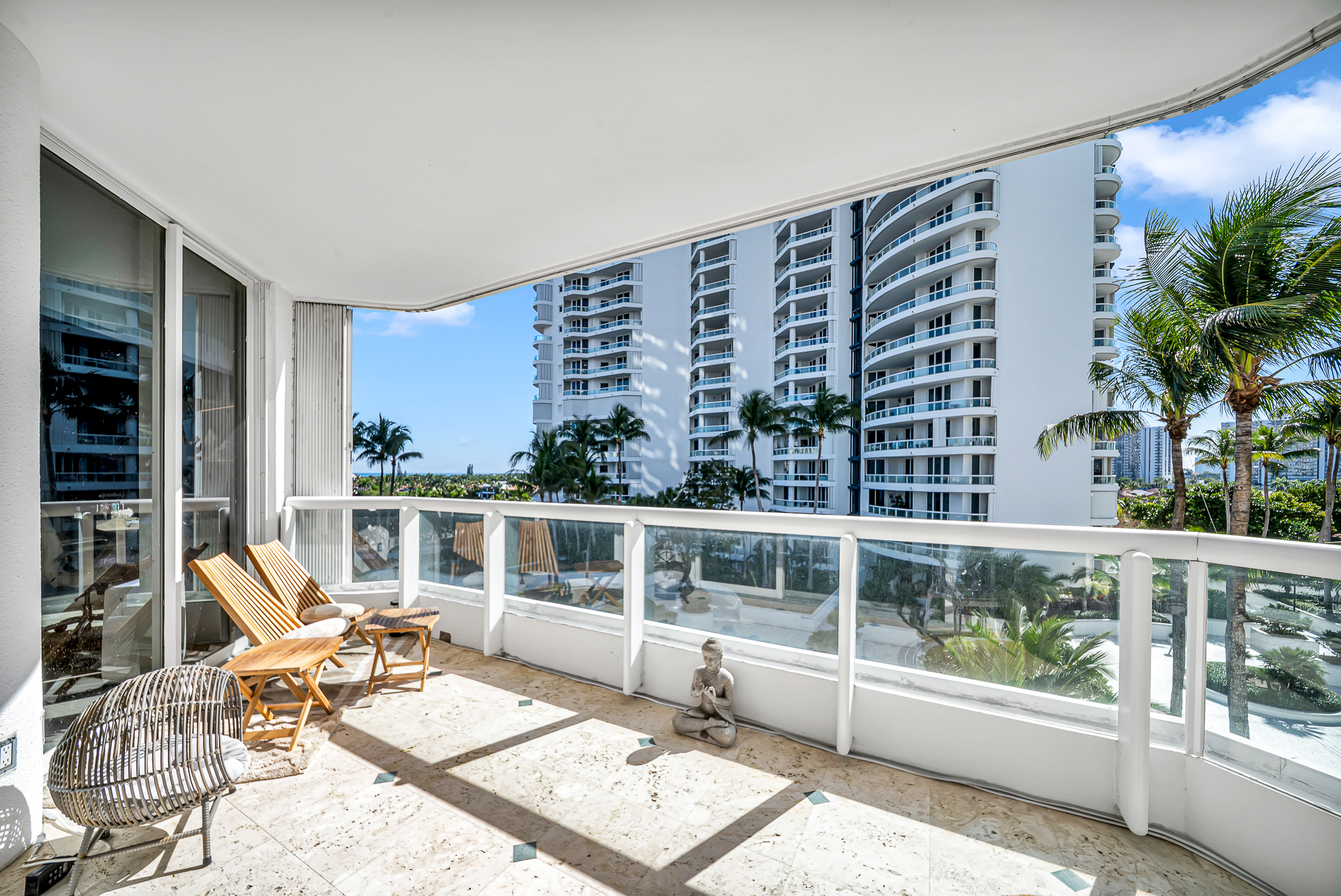 21150 Point Place Aventura FL 33180