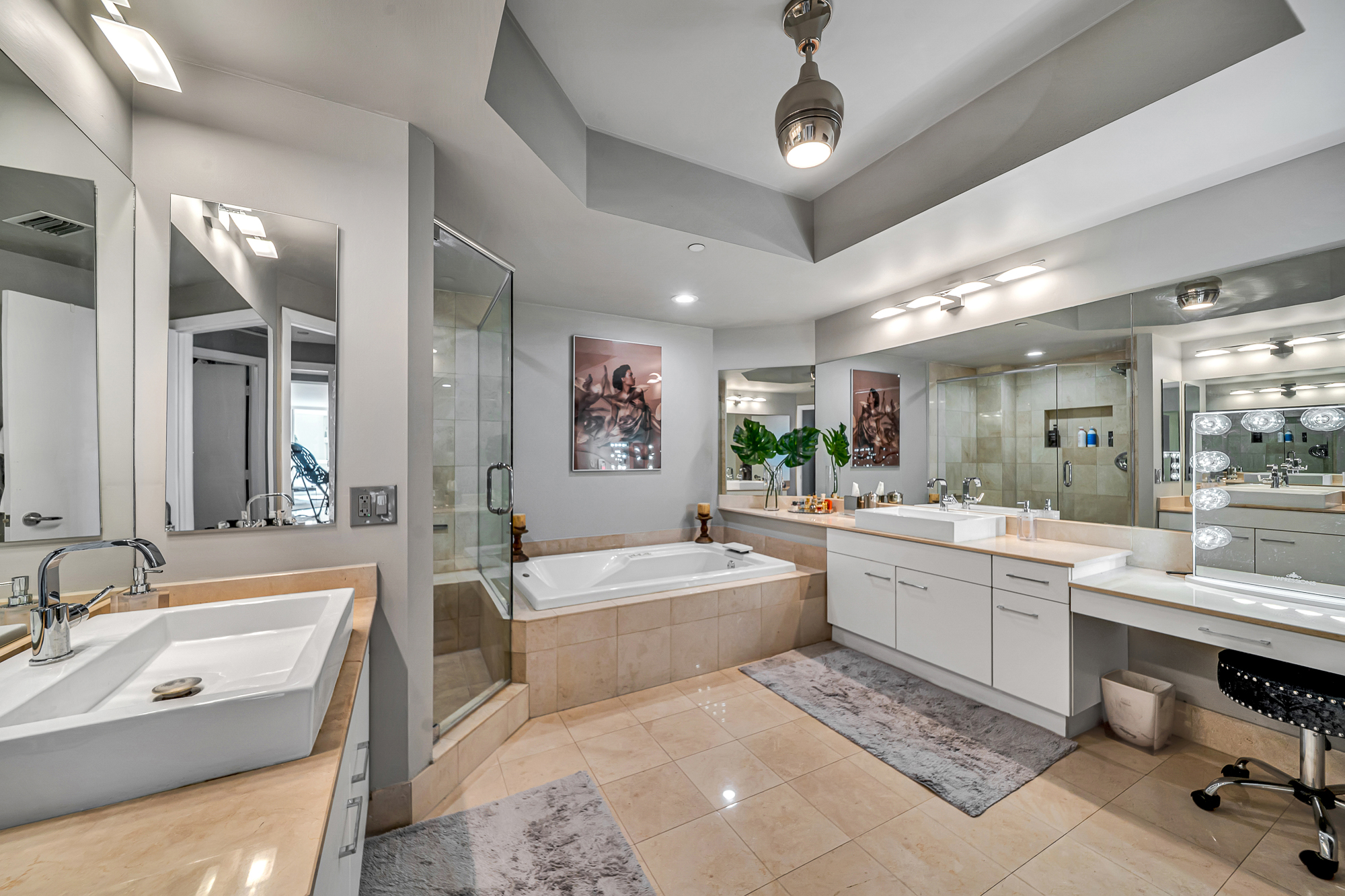 21150 Point Place Aventura FL 33180