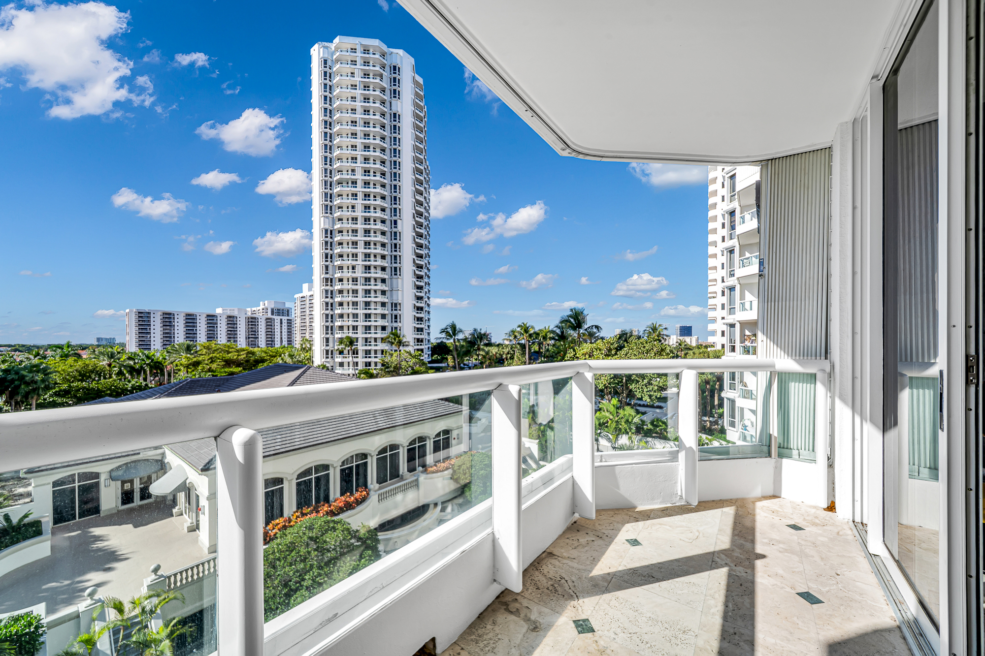 21150 Point Place Aventura FL 33180