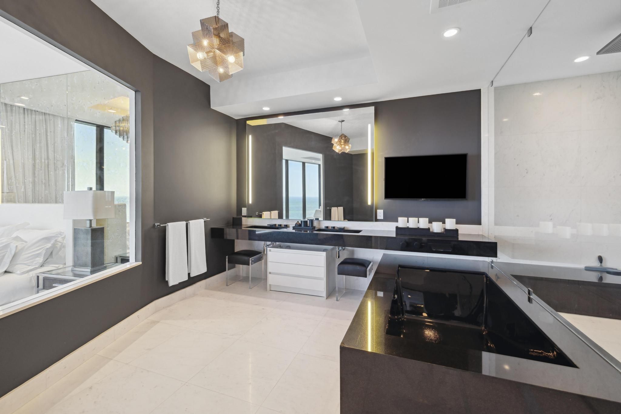 18555 Collins Avenue Sunny Isles Beach FL 33160