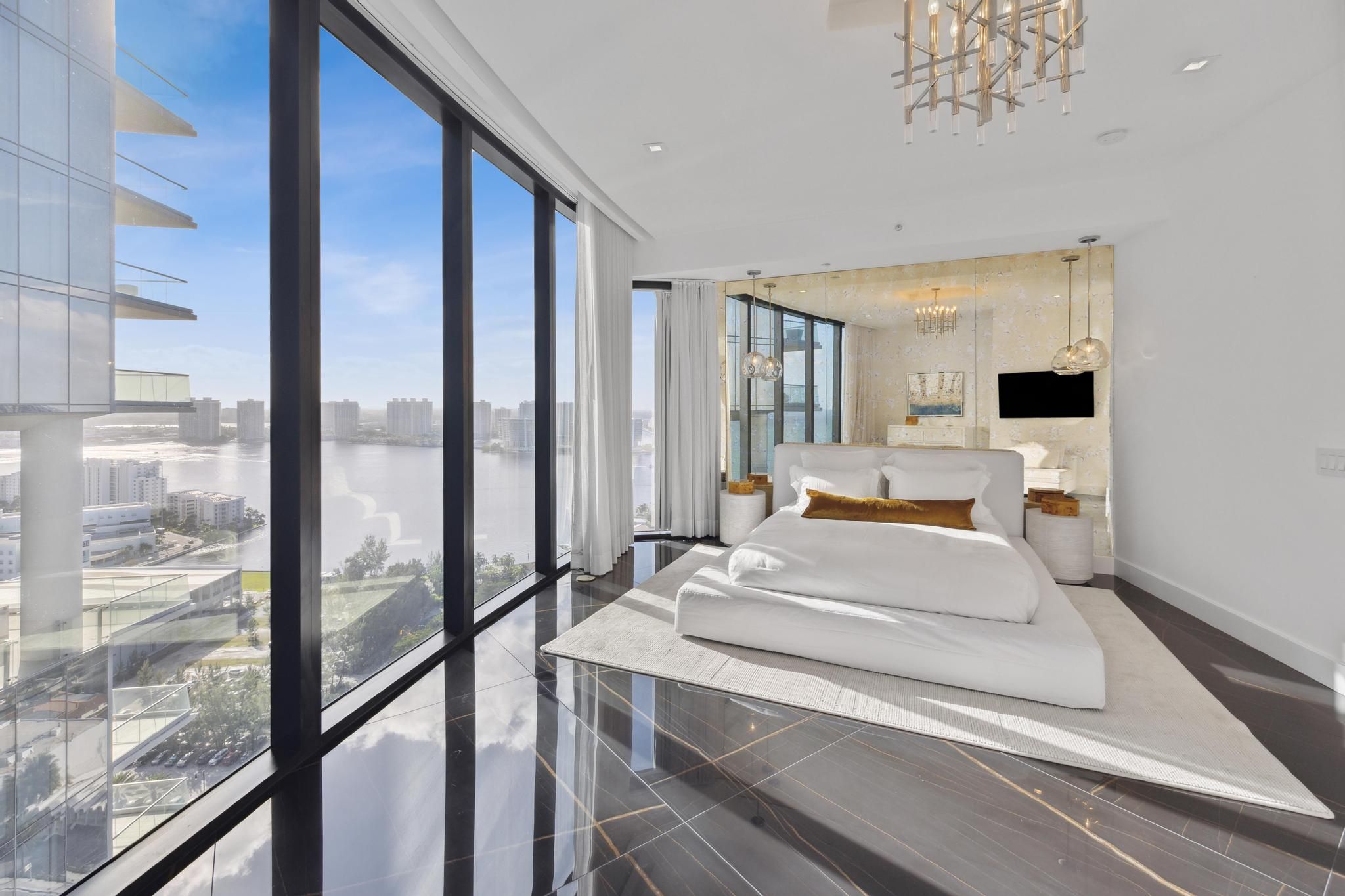 18555 Collins Avenue Sunny Isles Beach FL 33160