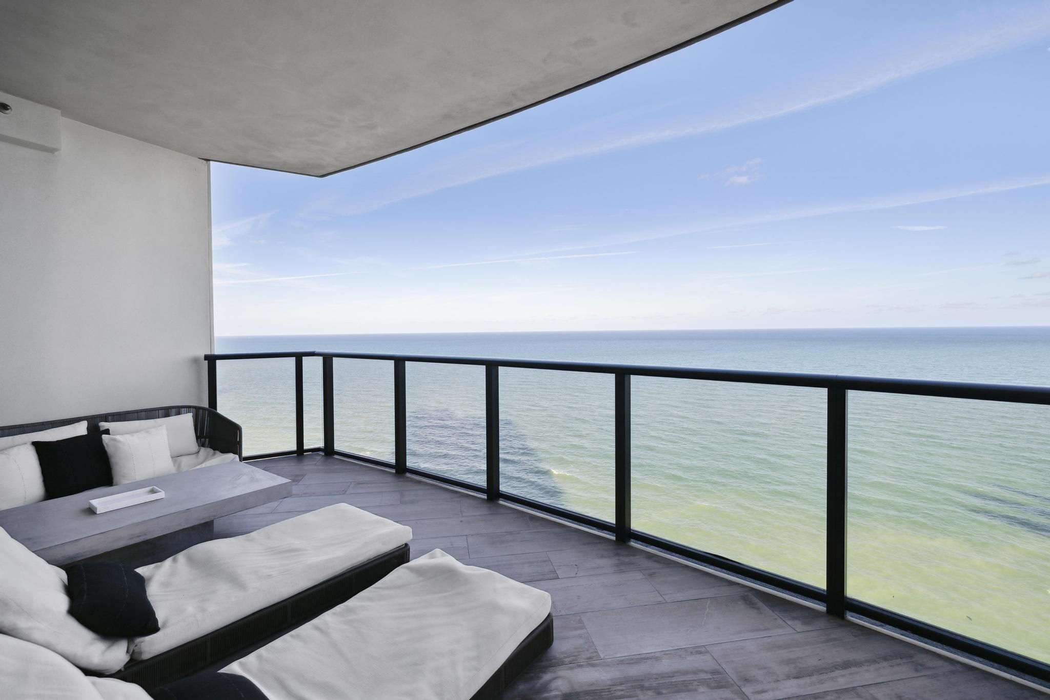 18555 Collins Avenue Sunny Isles Beach FL 33160
