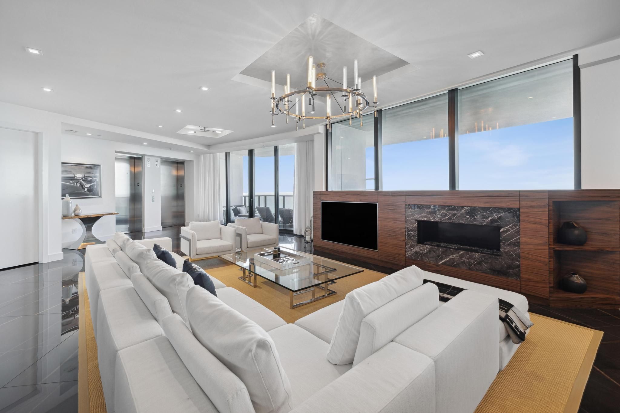 18555 Collins Avenue Sunny Isles Beach FL 33160