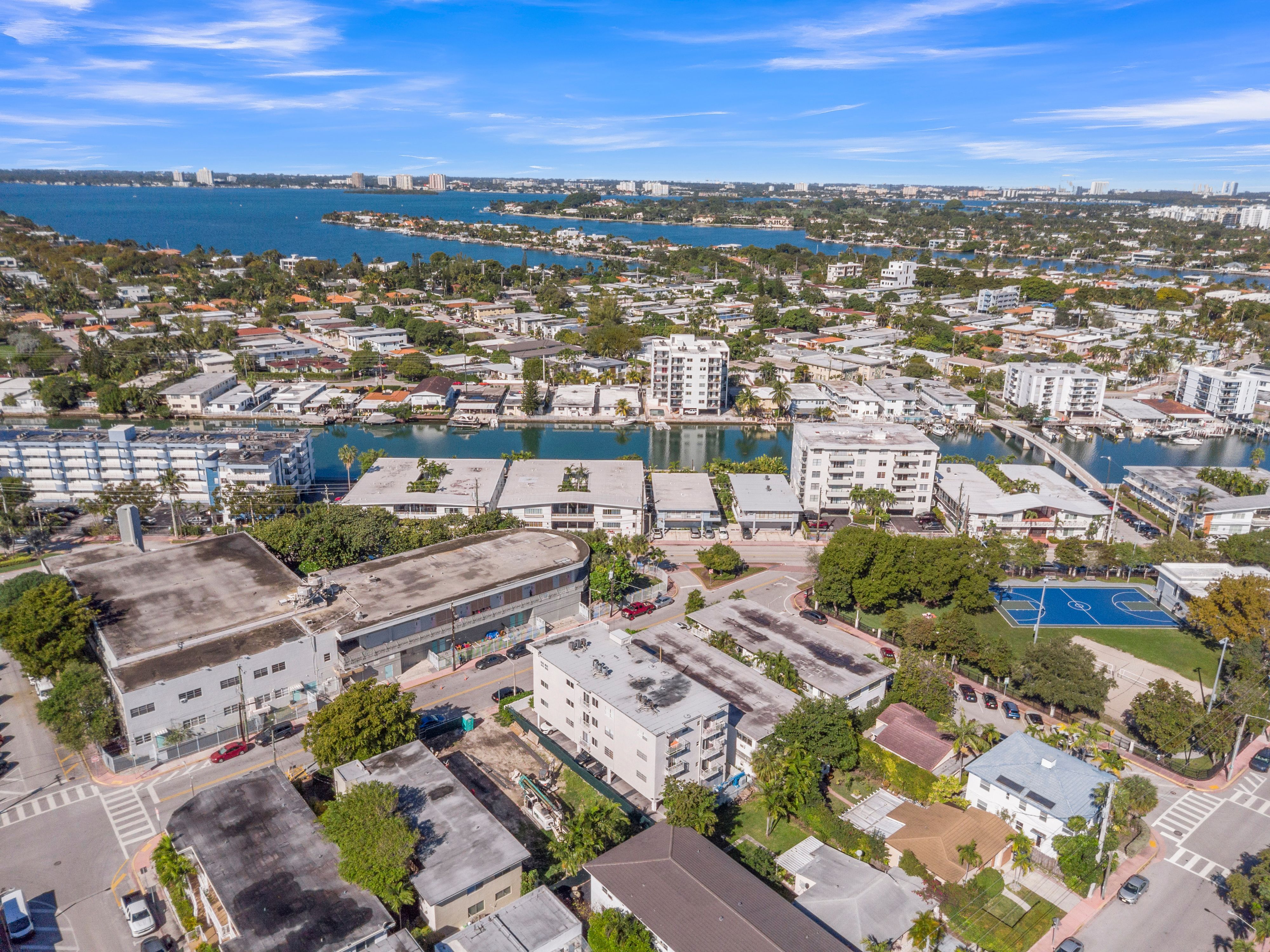 7925 Carlyle Avenue Miami Beach FL 33141