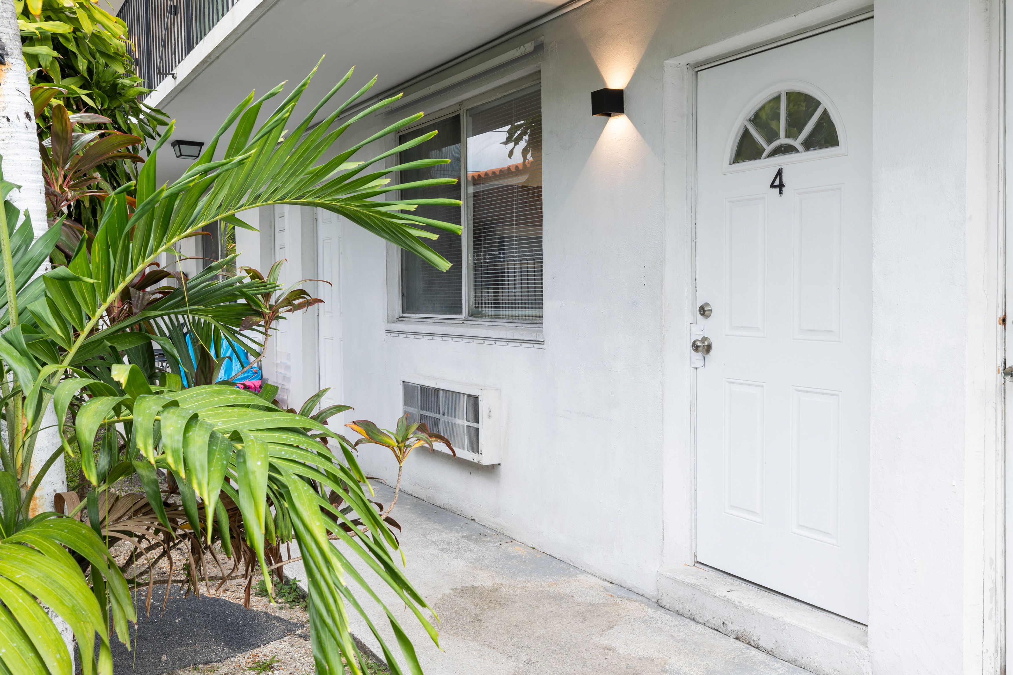 979 SW 10th Street Miami FL 33130