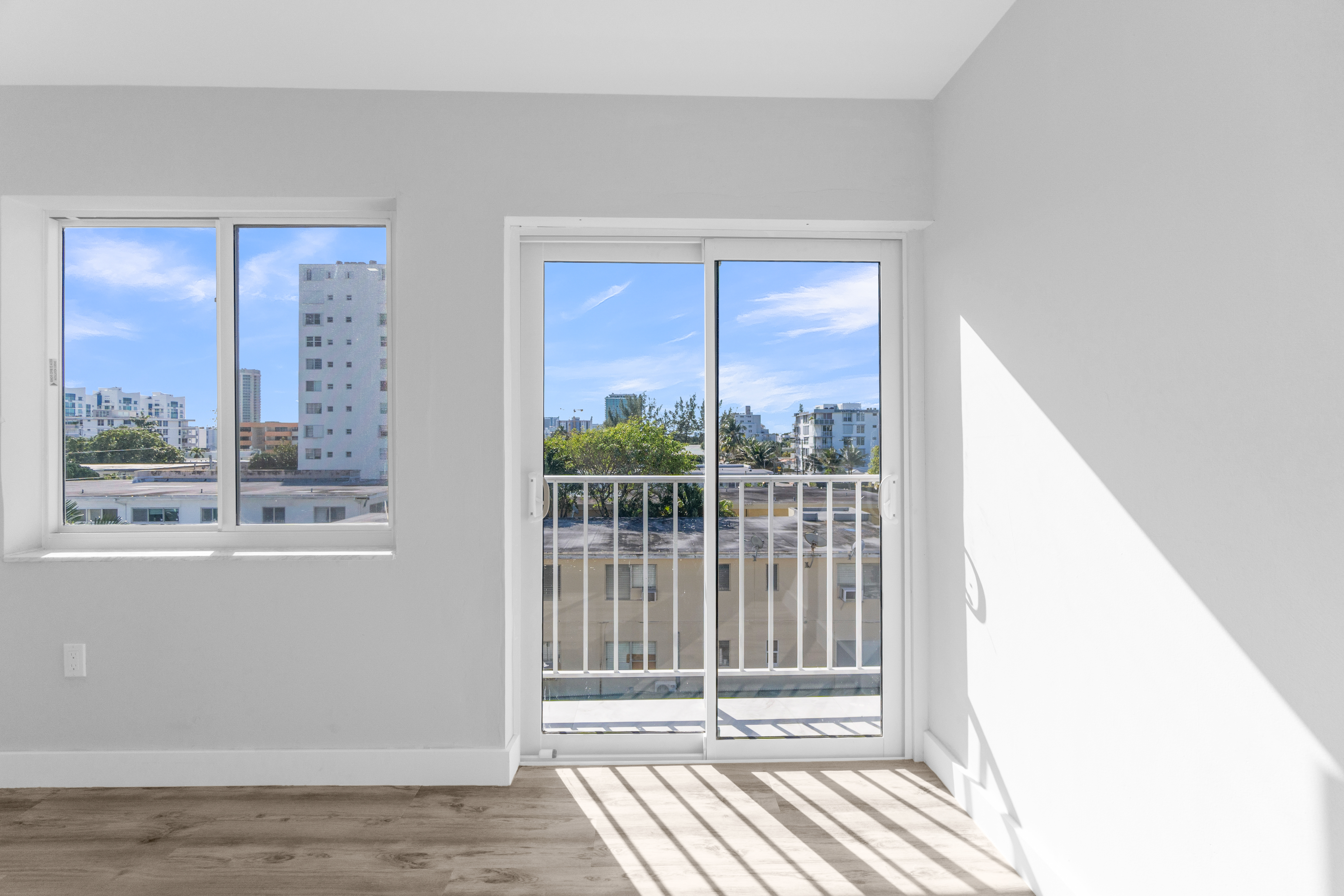 7925 Carlyle Avenue Miami Beach FL 33141