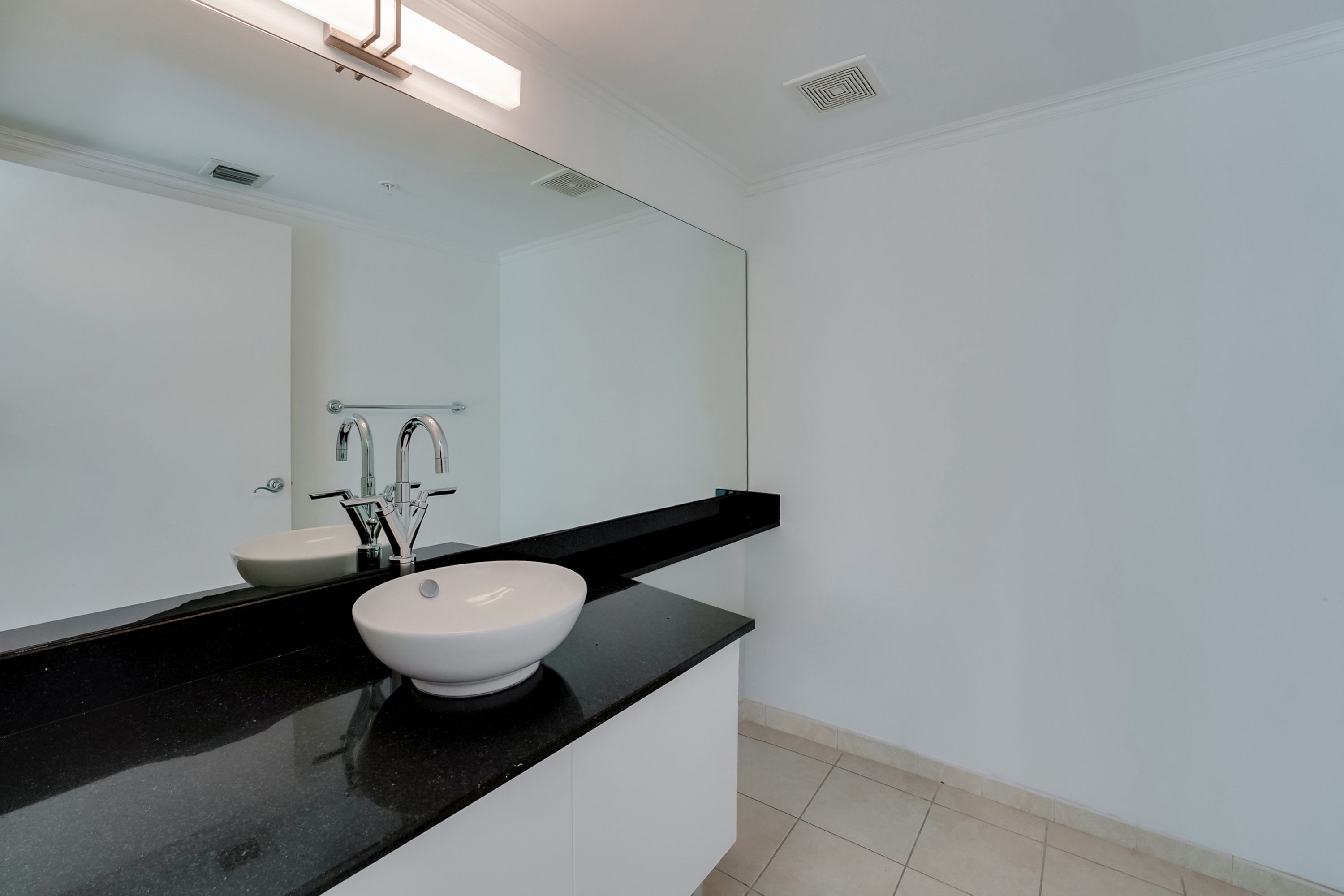 31 SE 5th Street Miami FL 33131