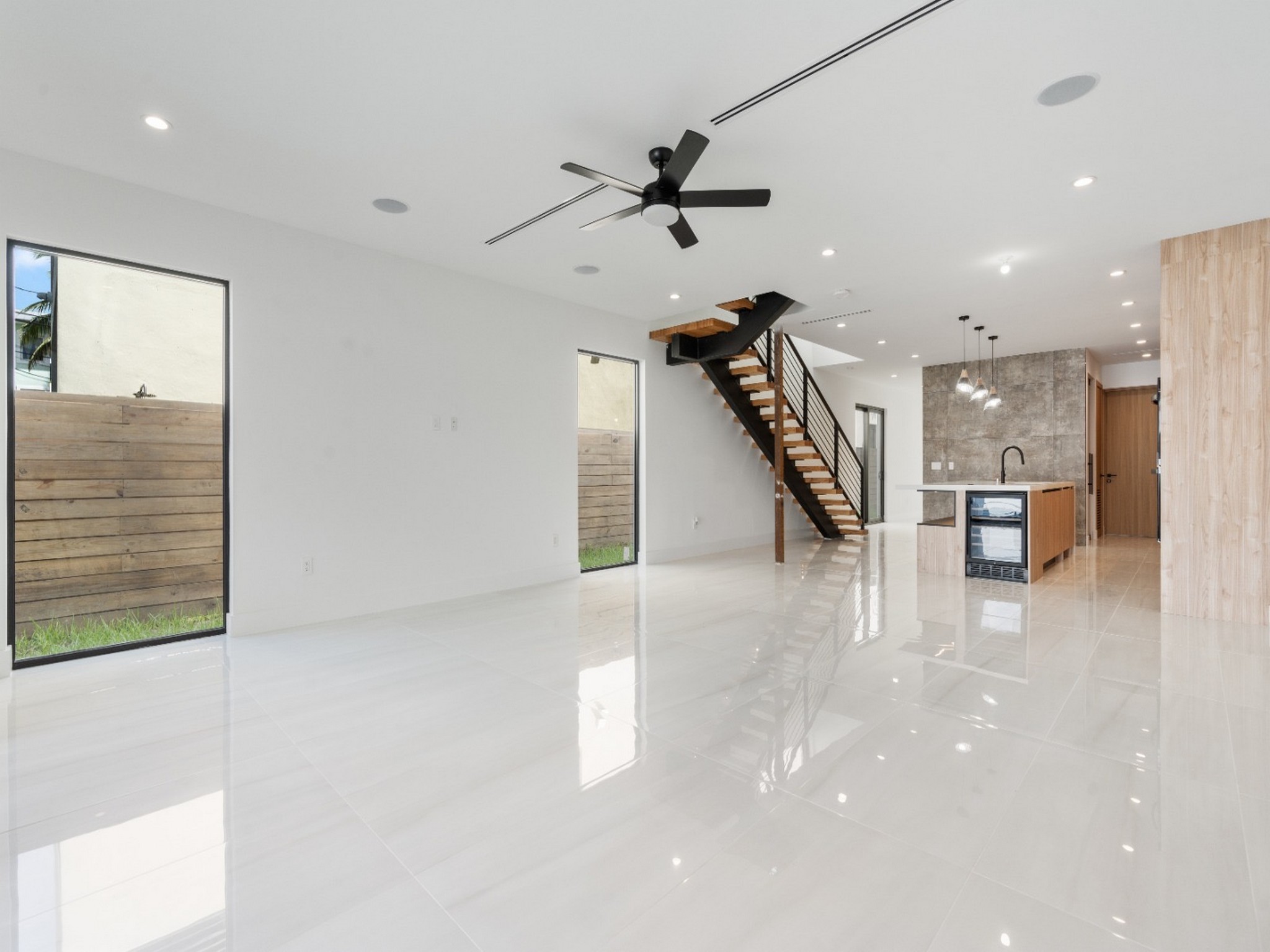 205 NE 17th Avenue Fort Lauderdale FL 33301