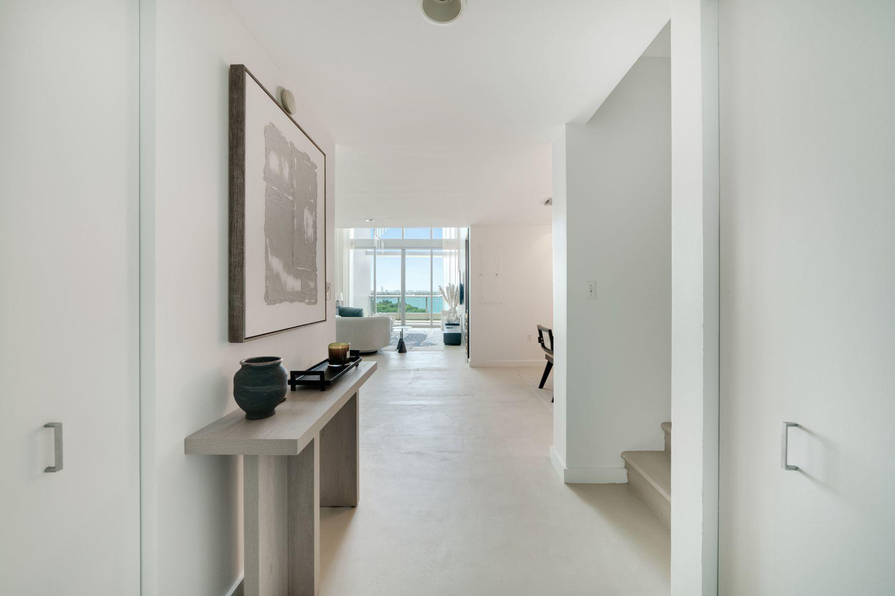 900 Biscayne Boulevard Miami FL 33132