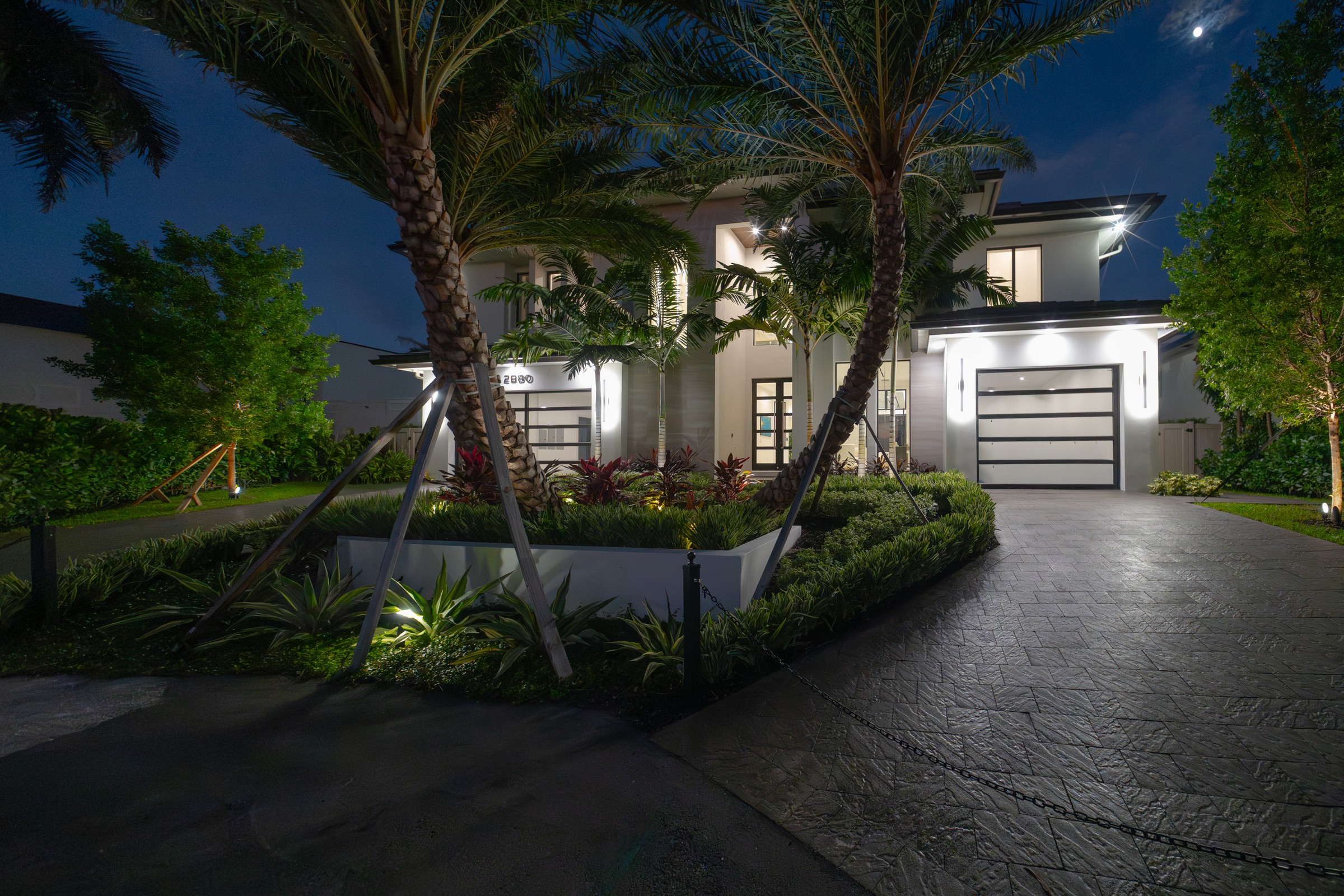 2880 NE 9th Street Pompano Beach FL 33062