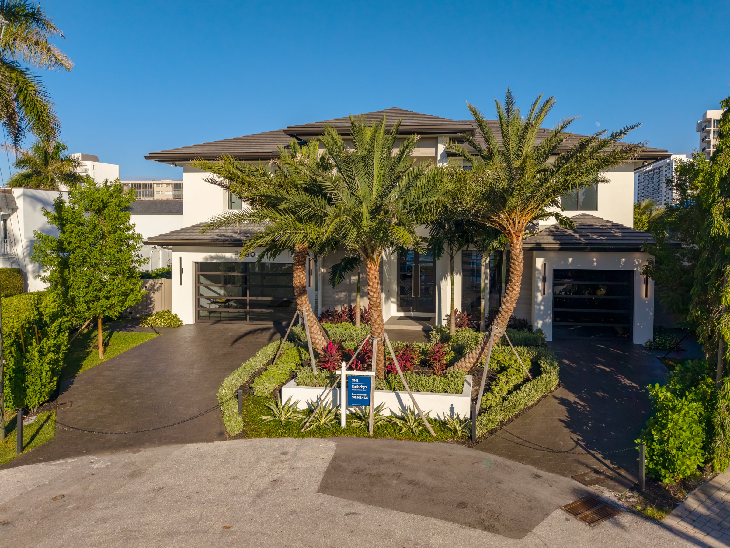 2880 NE 9th Street Pompano Beach FL 33062