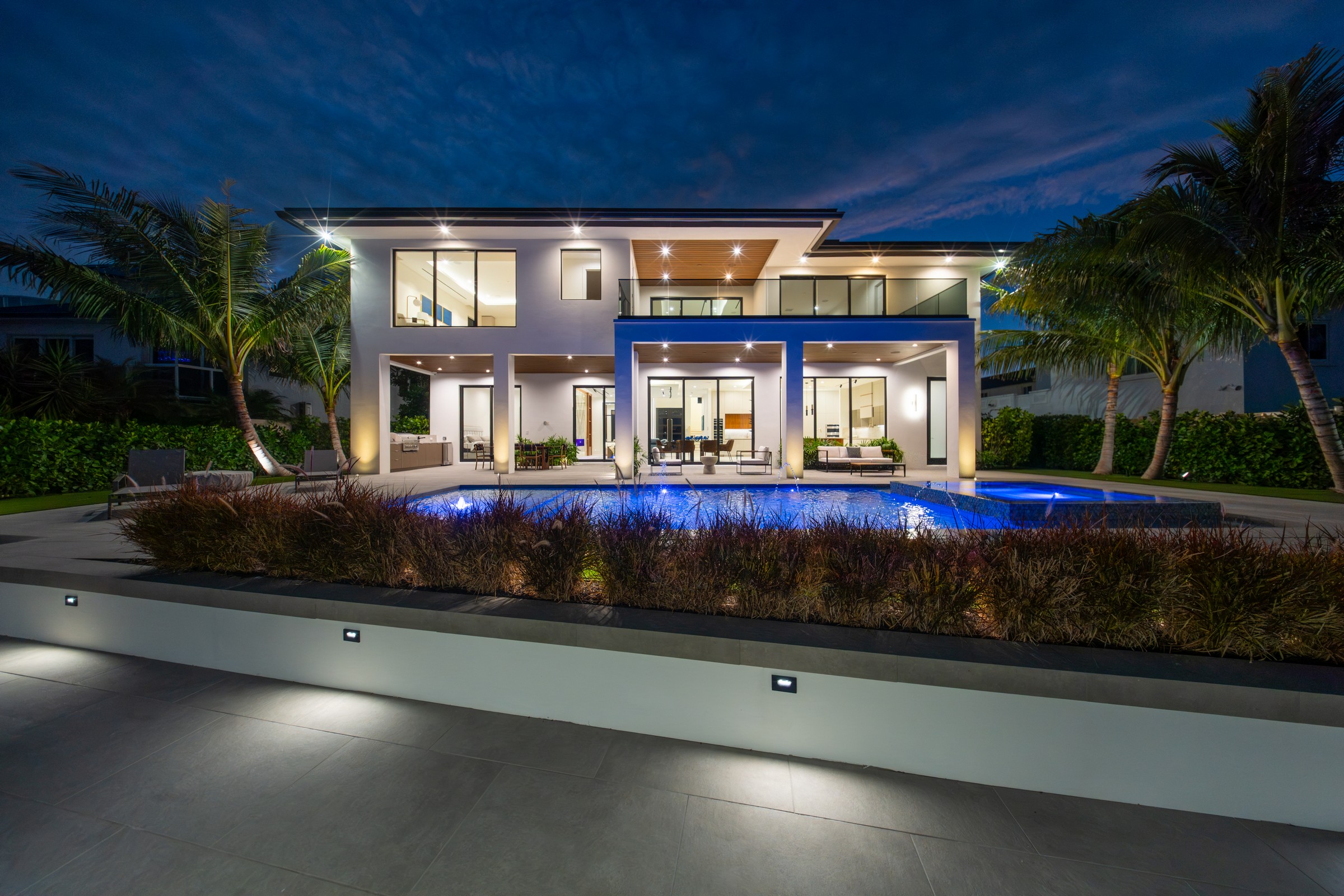 2880 NE 9th Street Pompano Beach FL 33062