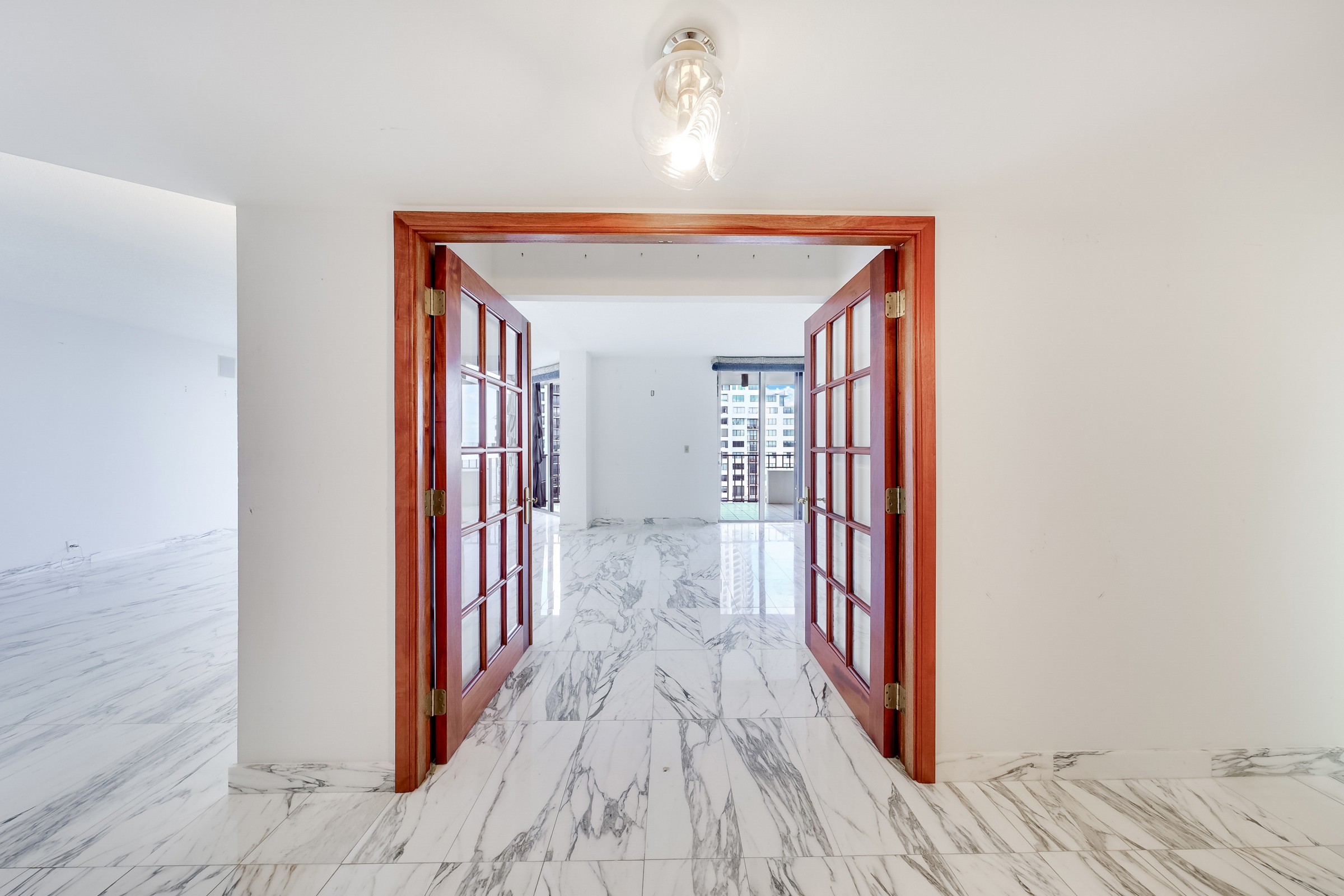 520 Brickell Key Drive Miami FL 33131
