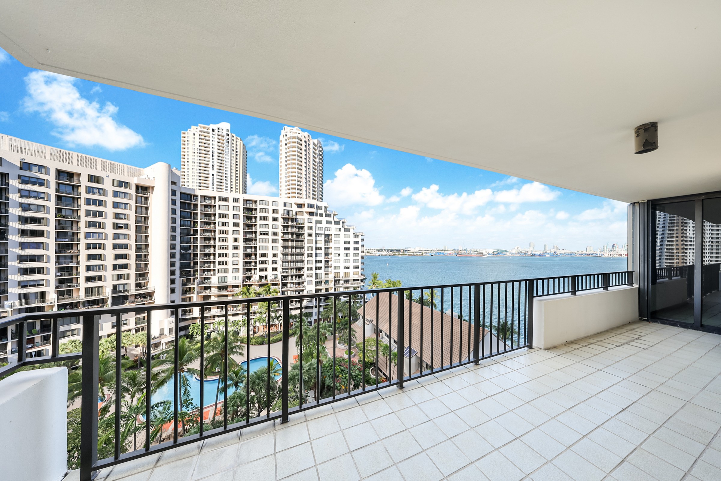 520 Brickell Key Drive Miami FL 33131
