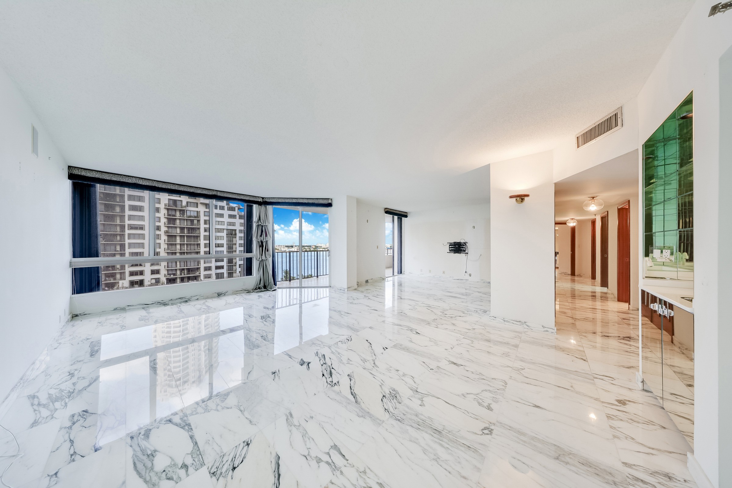 520 Brickell Key Drive Miami FL 33131