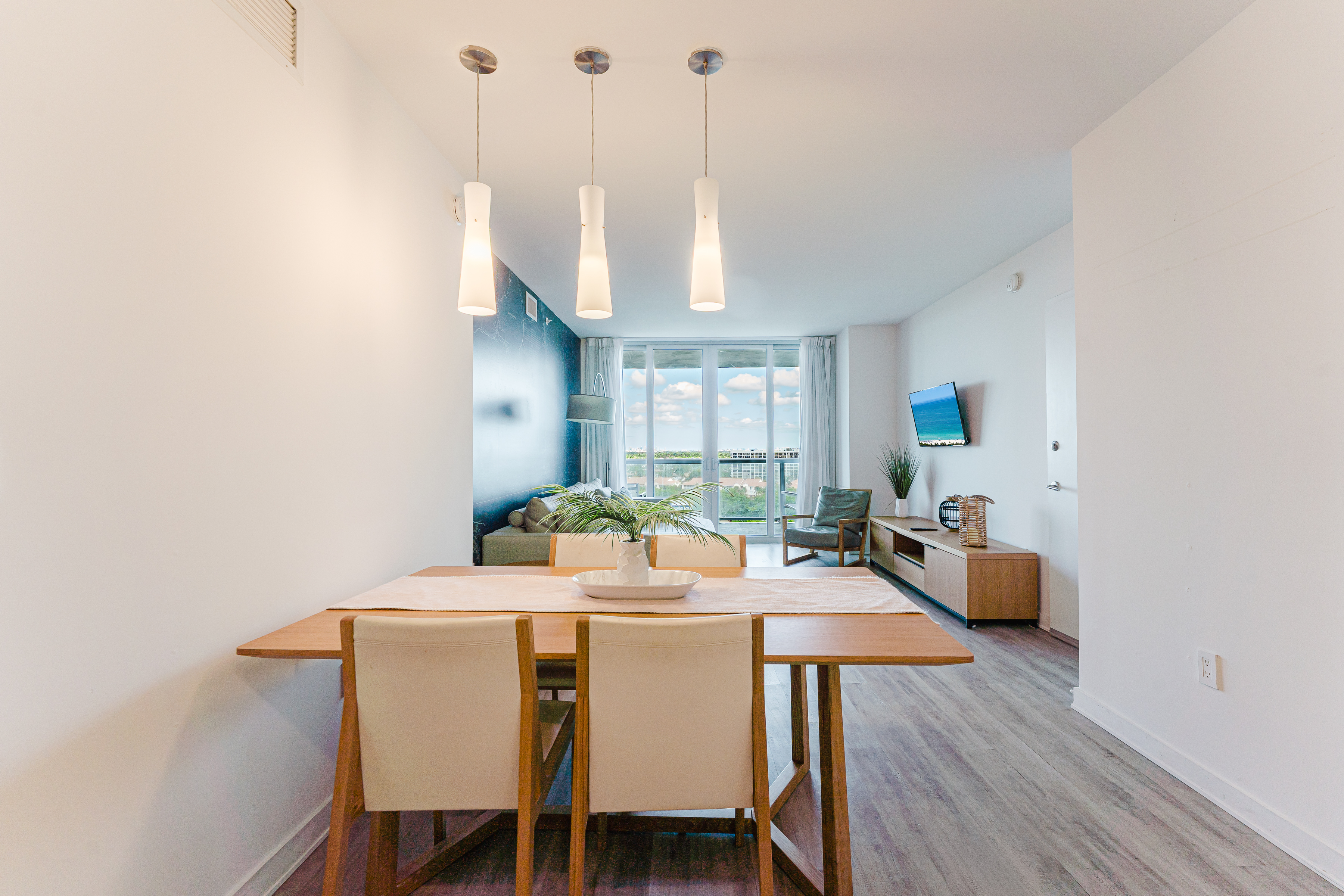 2602 E Hallandale Beach Boulevard Hallandale Beach FL 33009