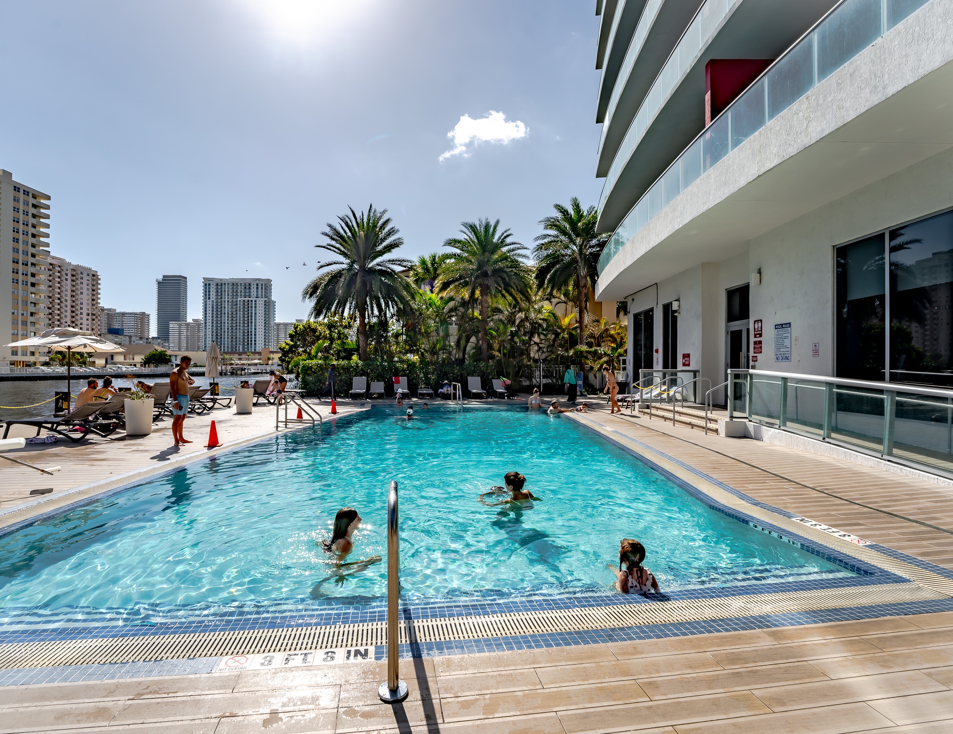 2602 E Hallandale Beach Boulevard Hallandale Beach FL 33009