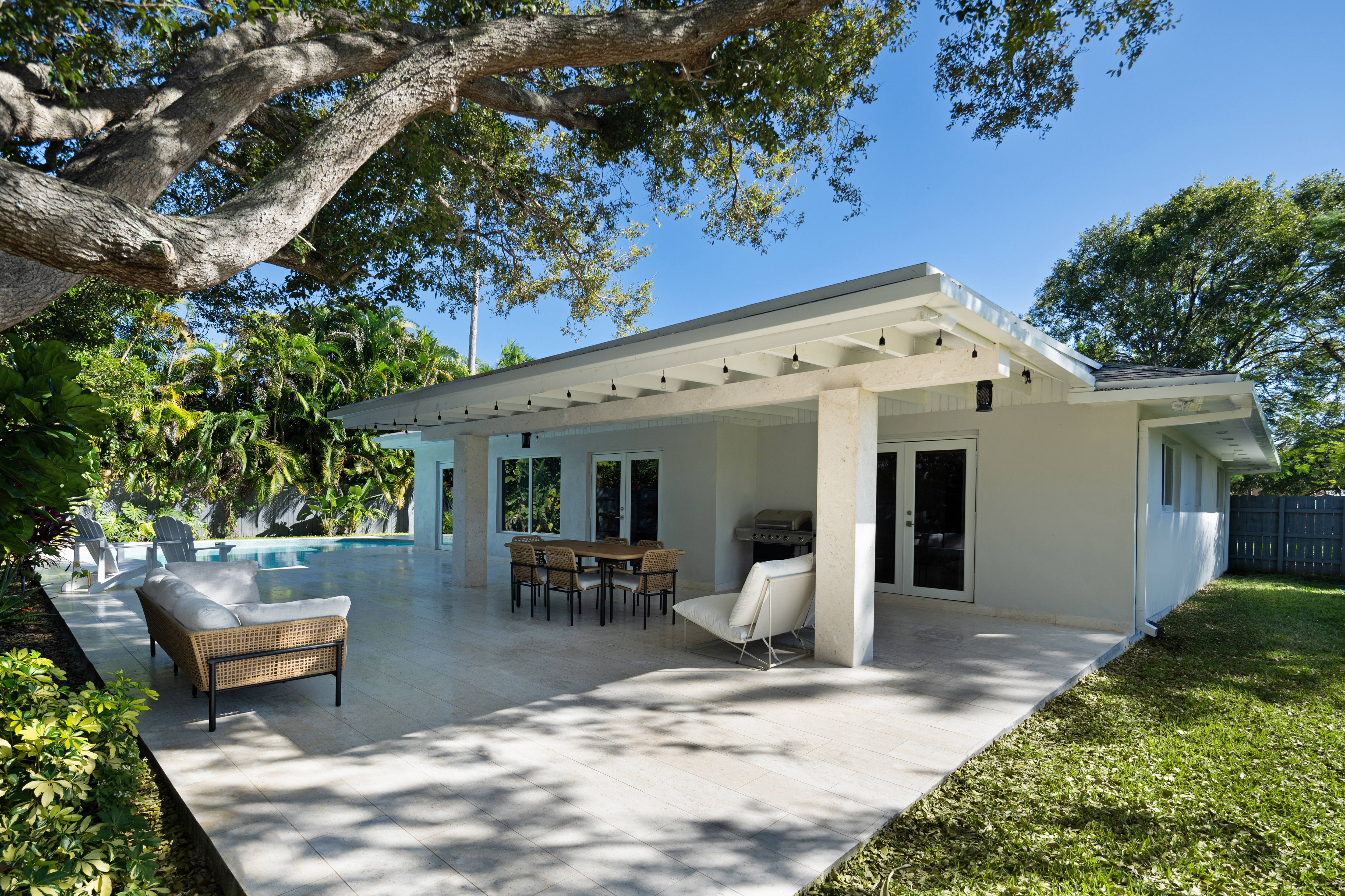 8445 SW 158th Street Palmetto Bay FL 33157