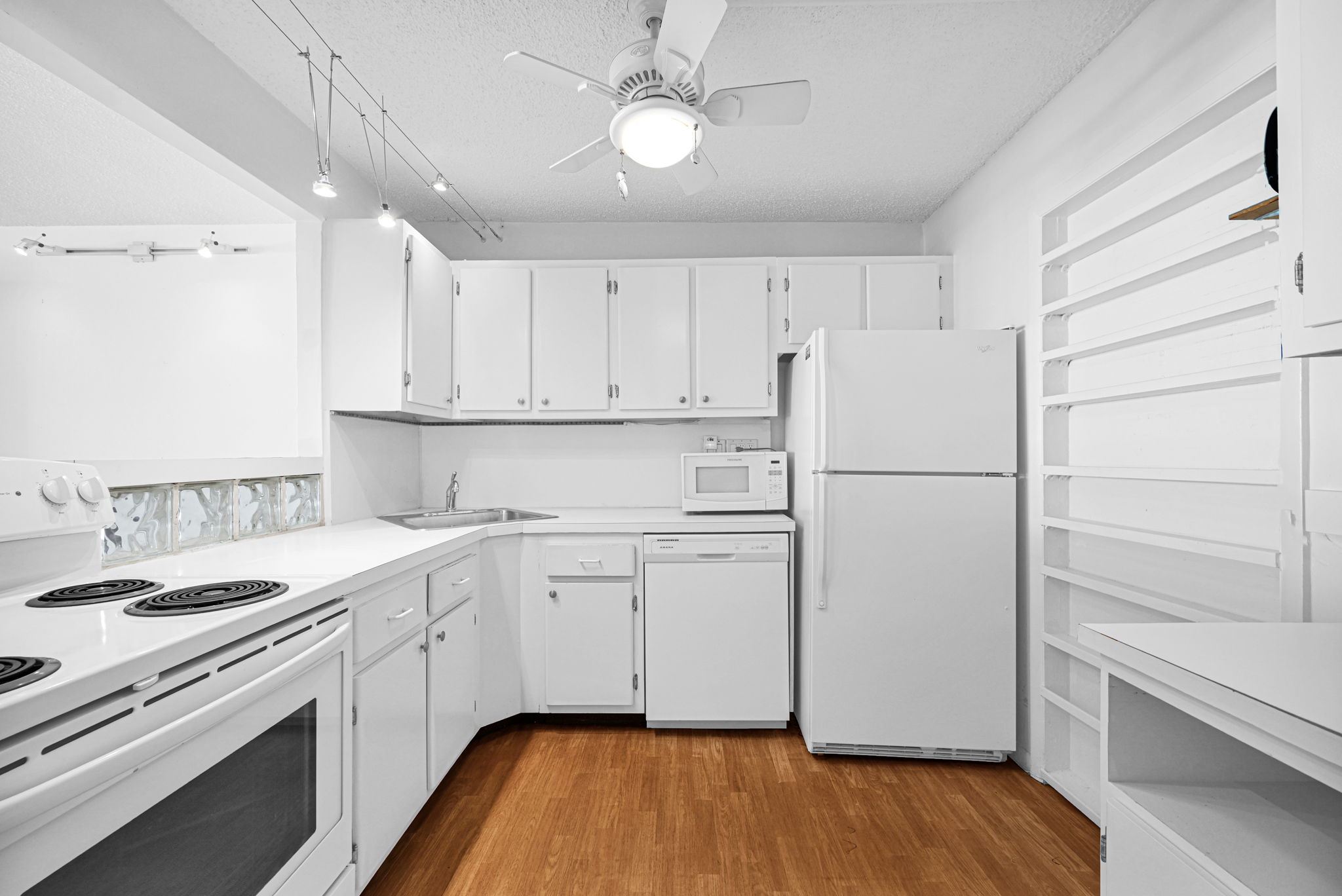 1410 S Ocean Drive Hollywood FL 33019