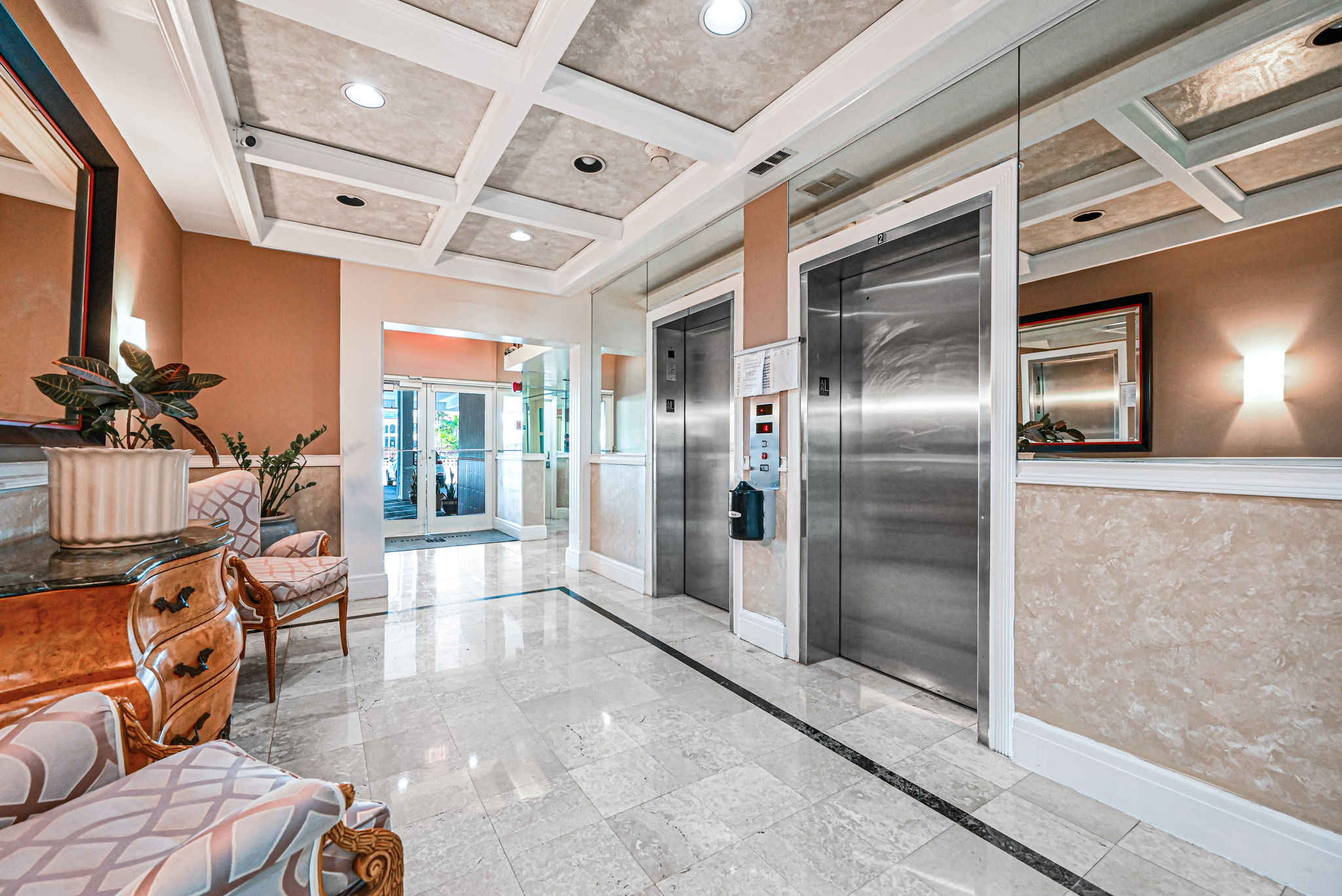 1410 S Ocean Drive Hollywood FL 33019
