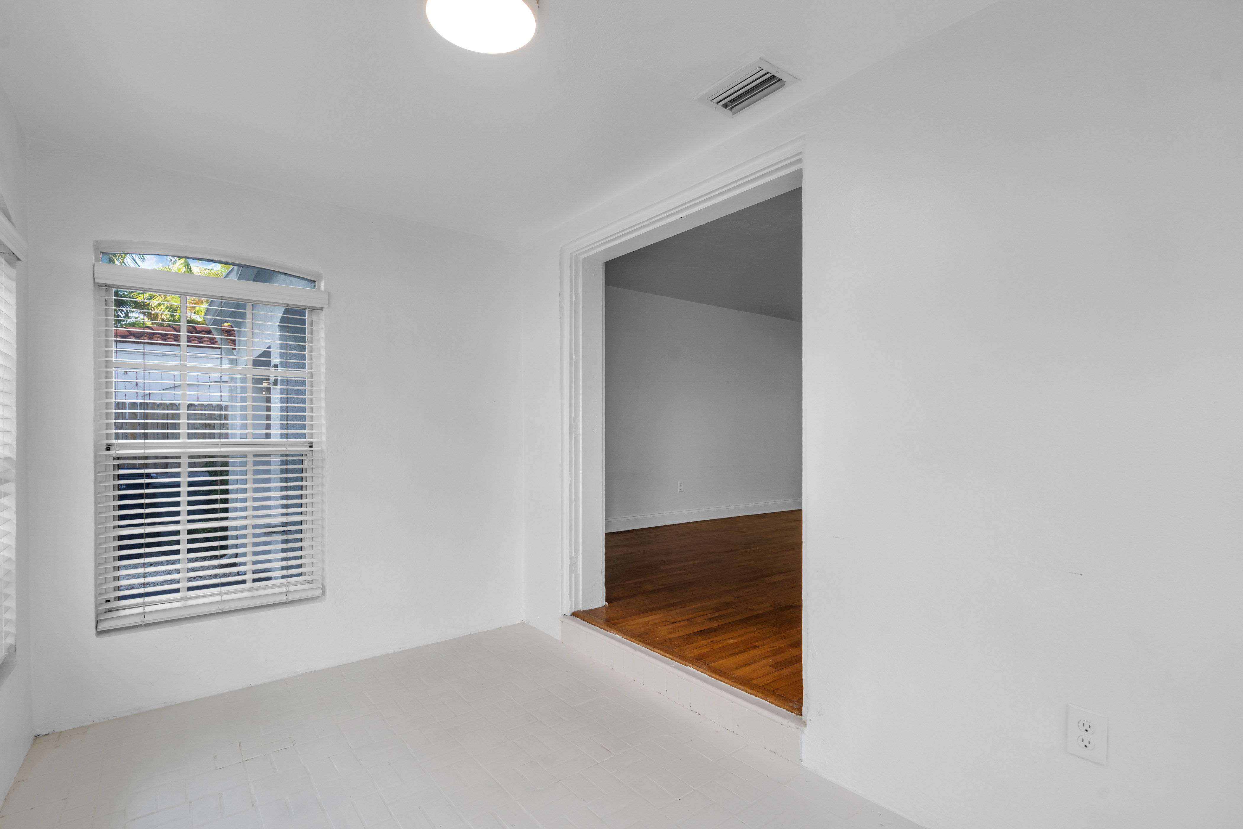 10 Century Lane Miami Beach FL 33139