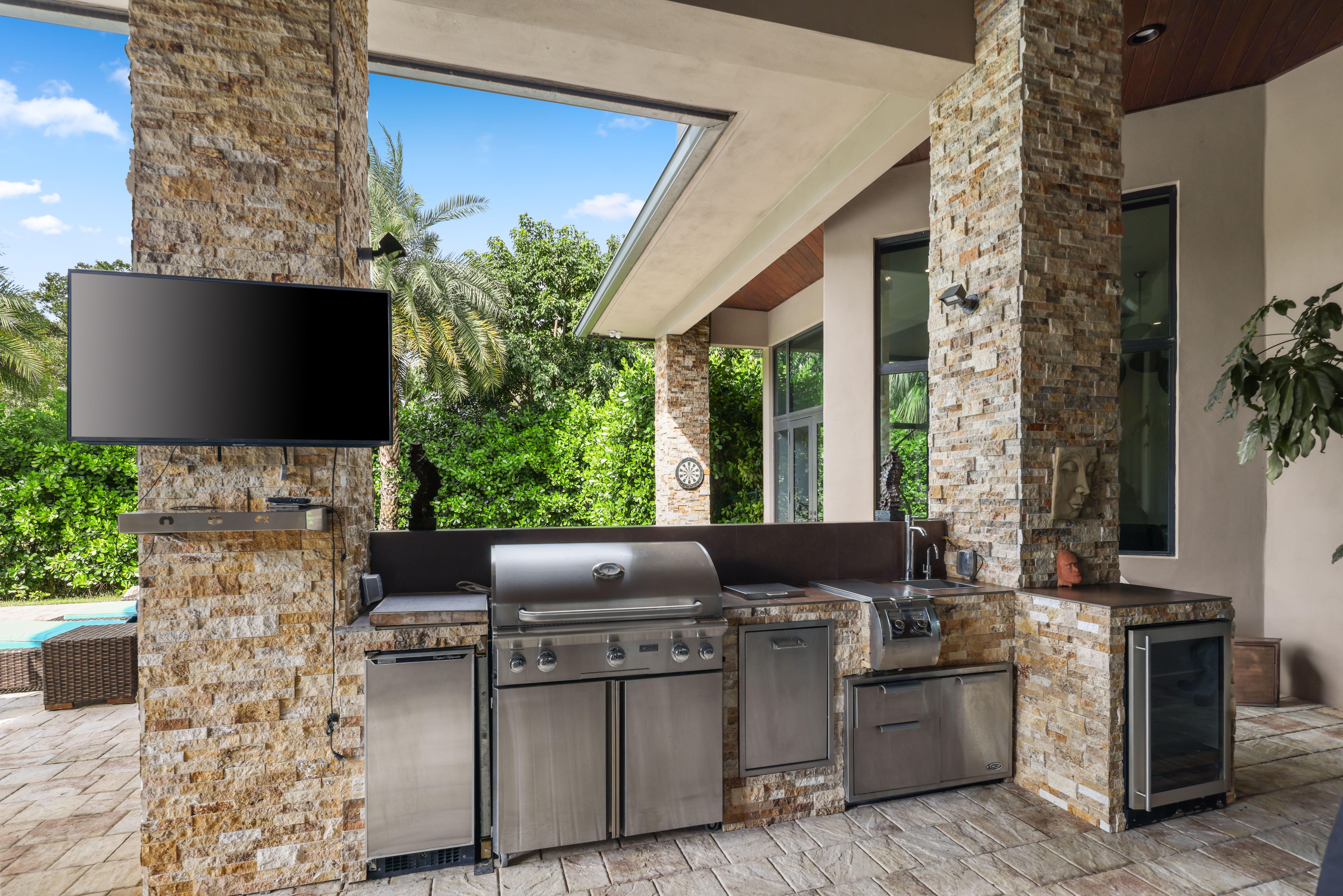 12321 NW 2nd Street Plantation FL 33325
