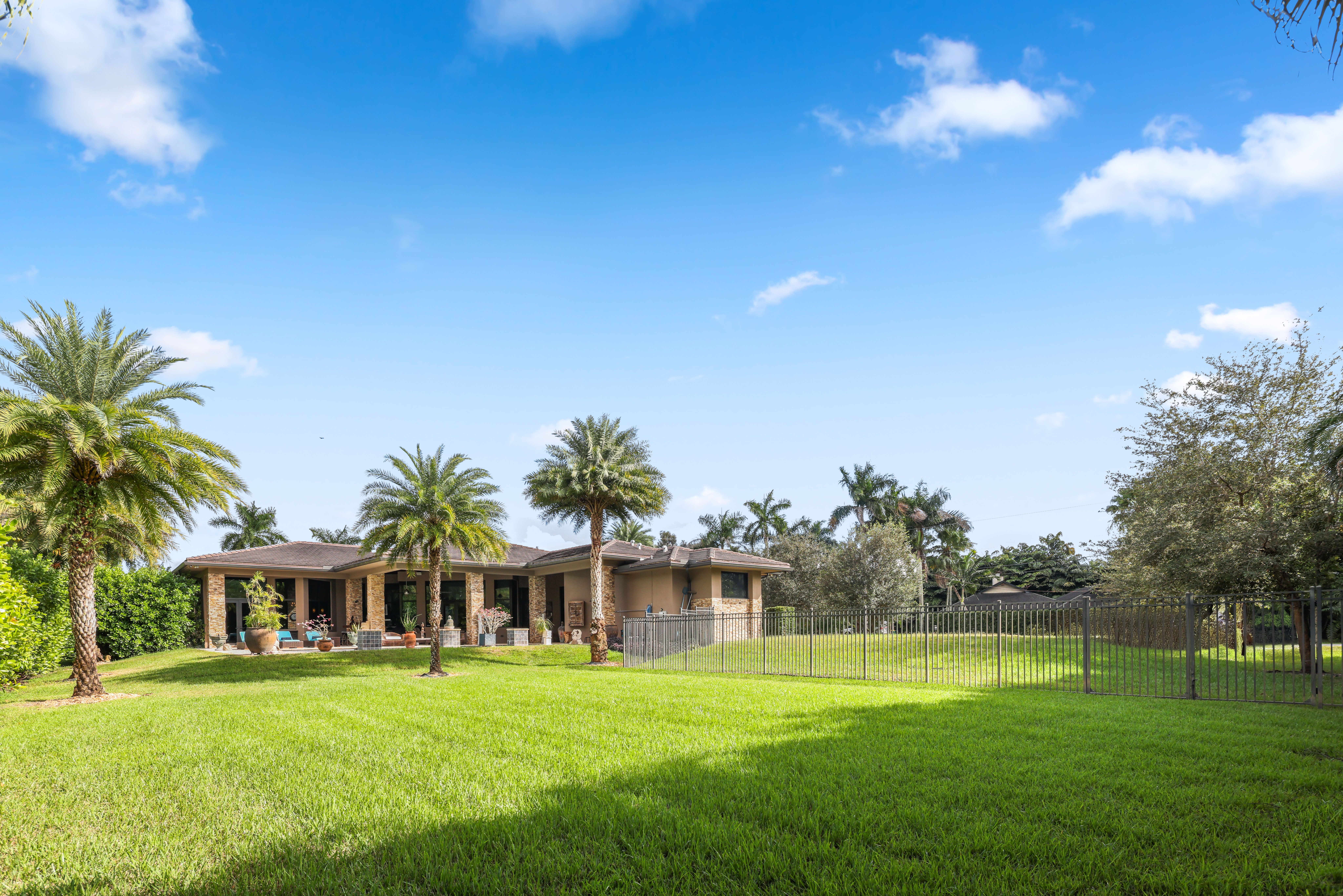 12321 NW 2nd Street Plantation FL 33325