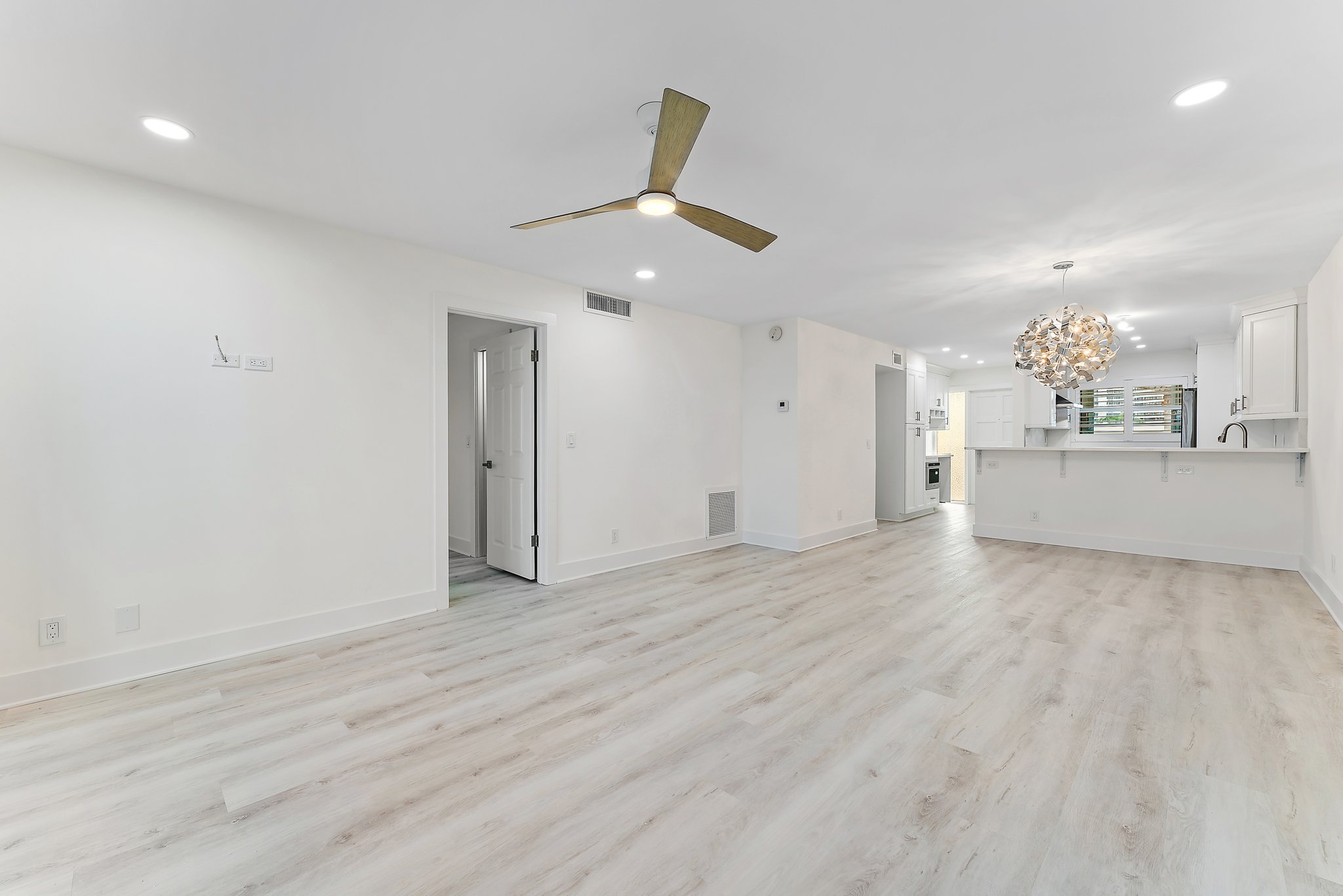 29 Yacht Club Drive North Palm Beach FL 33408