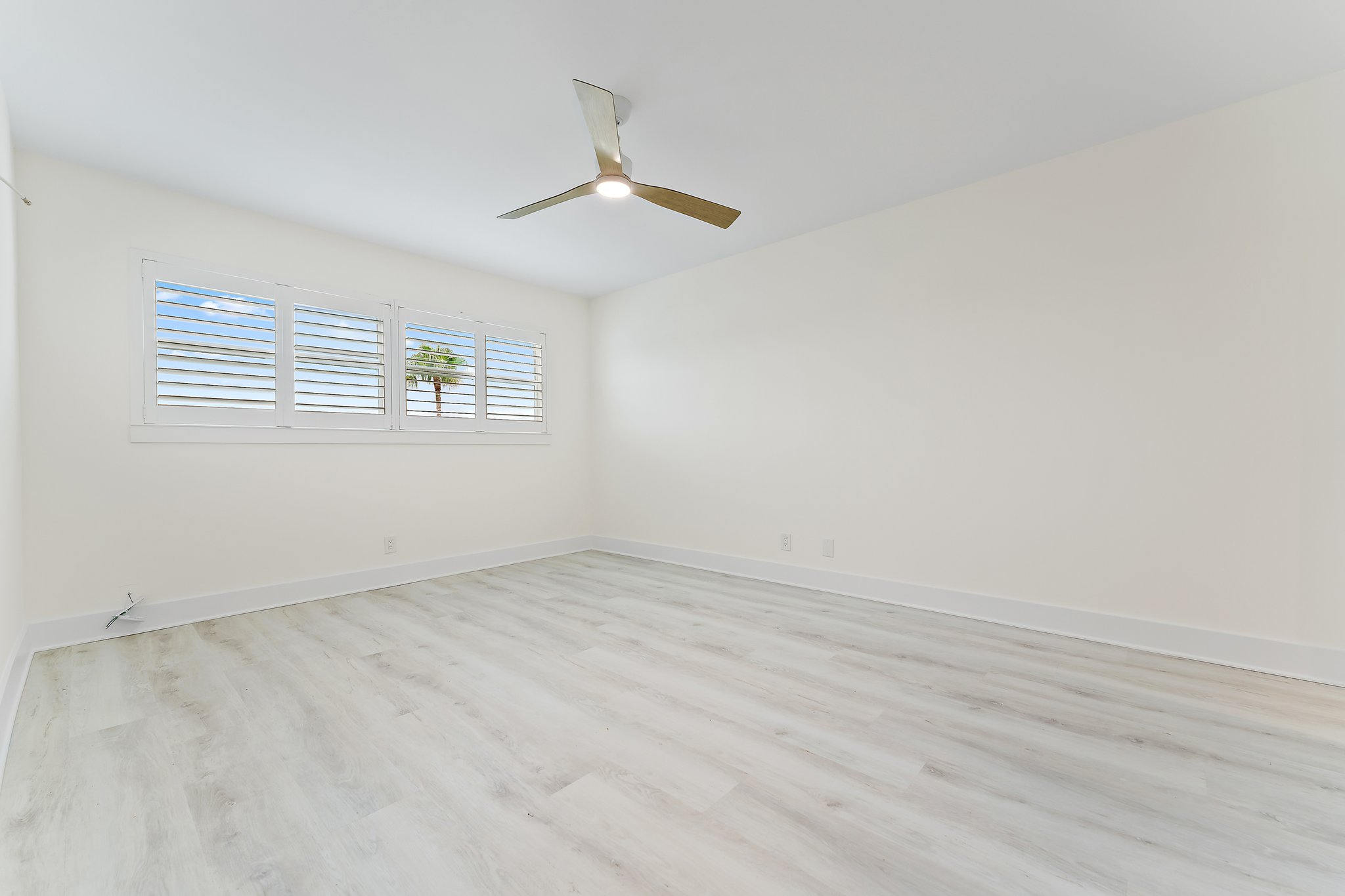 29 Yacht Club Drive North Palm Beach FL 33408
