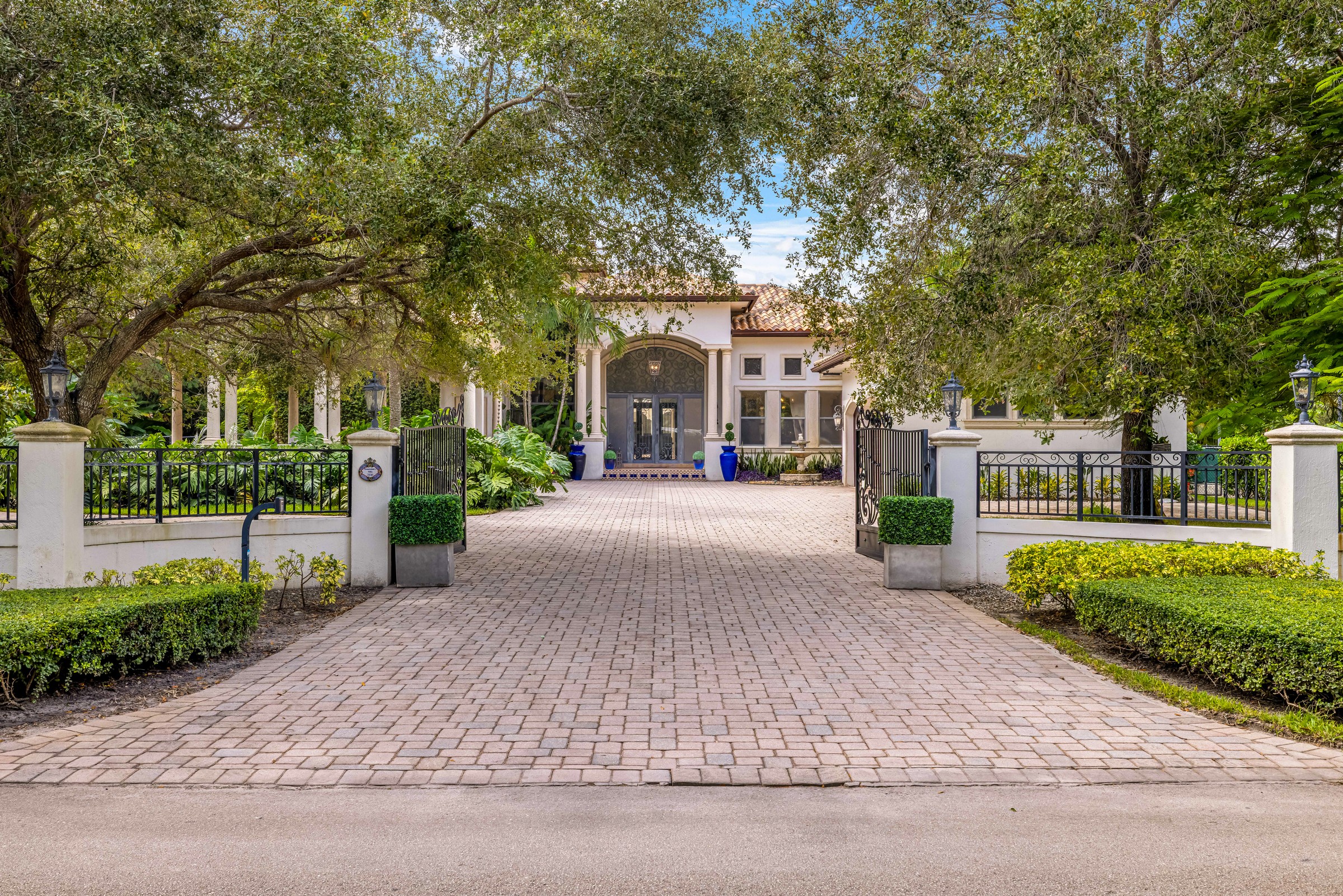 7030 SW 72nd Court Miami FL 33143