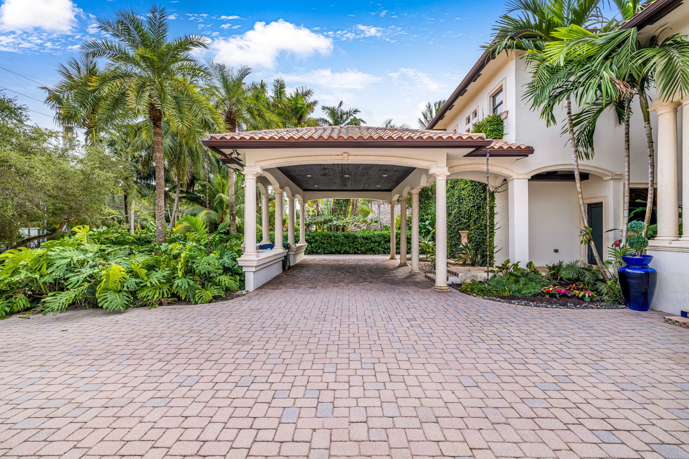 7030 SW 72nd Court Miami FL 33143