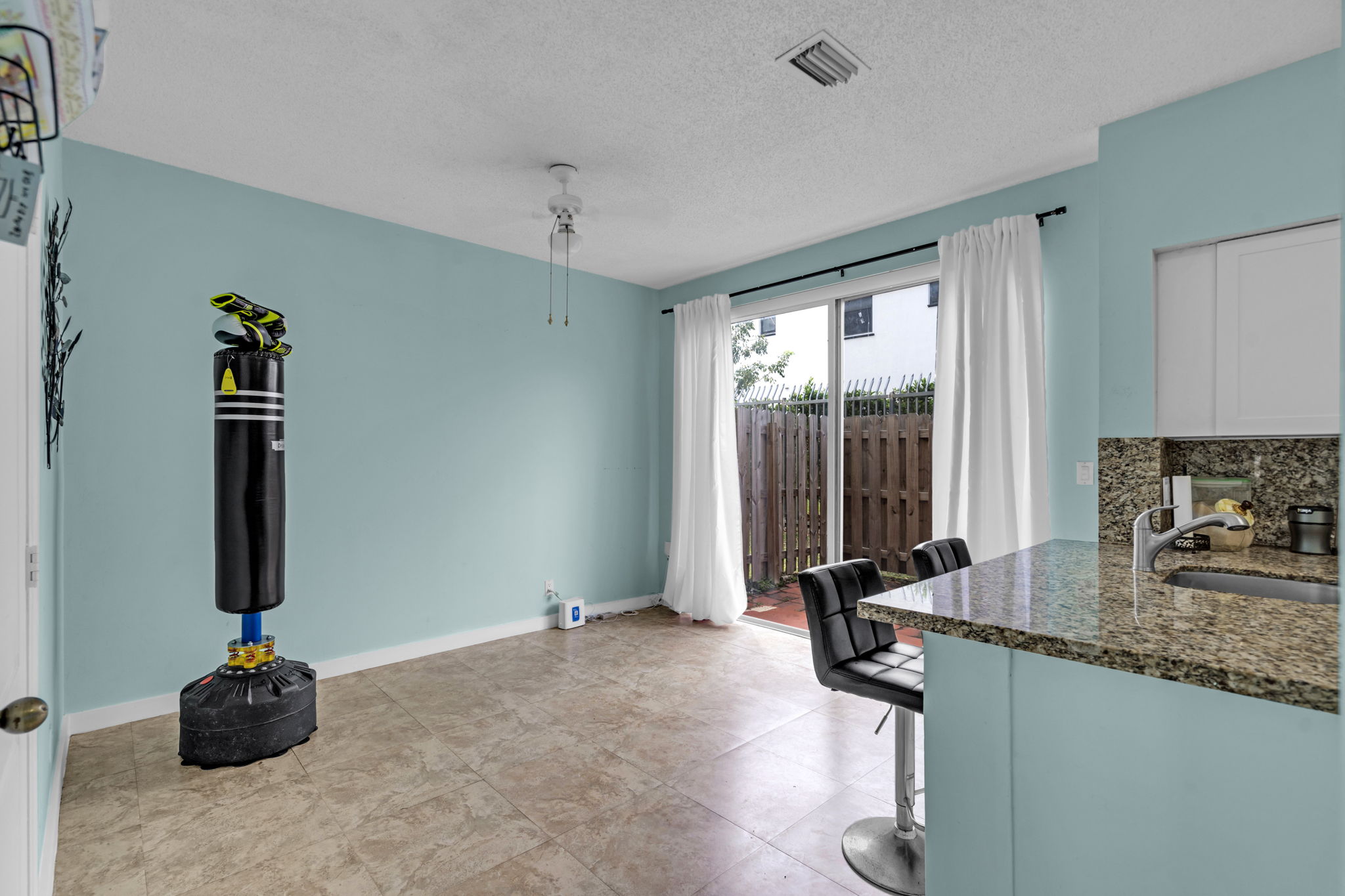 810 NE 212th Terrace Miami FL 33179
