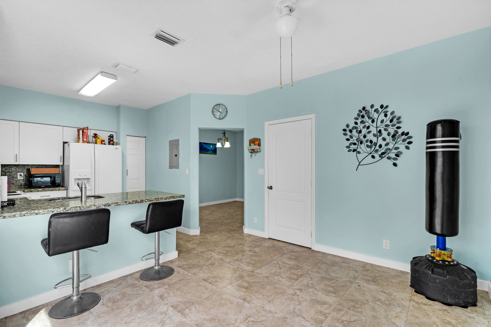 810 NE 212th Terrace Miami FL 33179