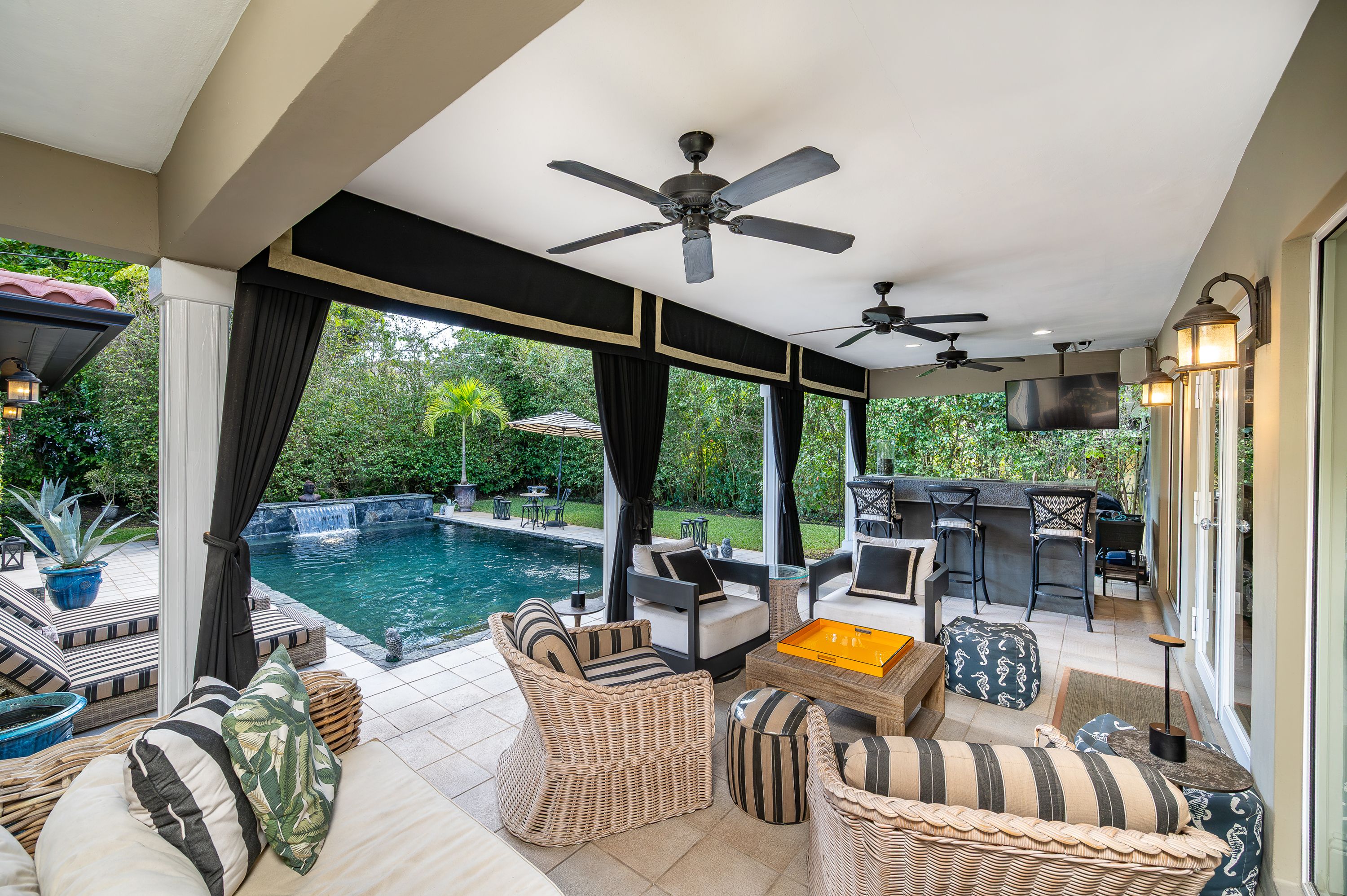 612 Catalonia Avenue Coral Gables FL 33134
