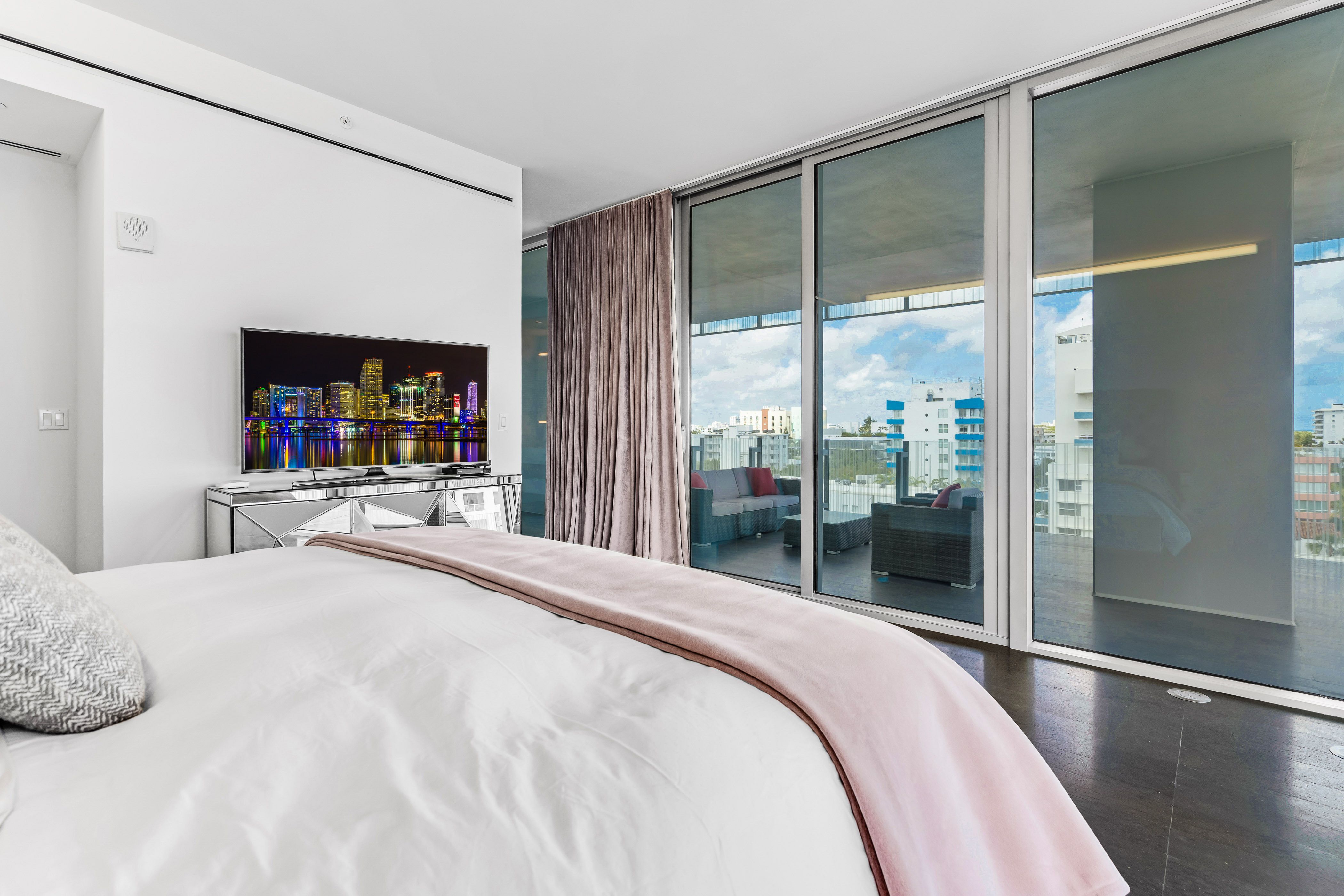 120 Ocean Drive Miami Beach FL 33139