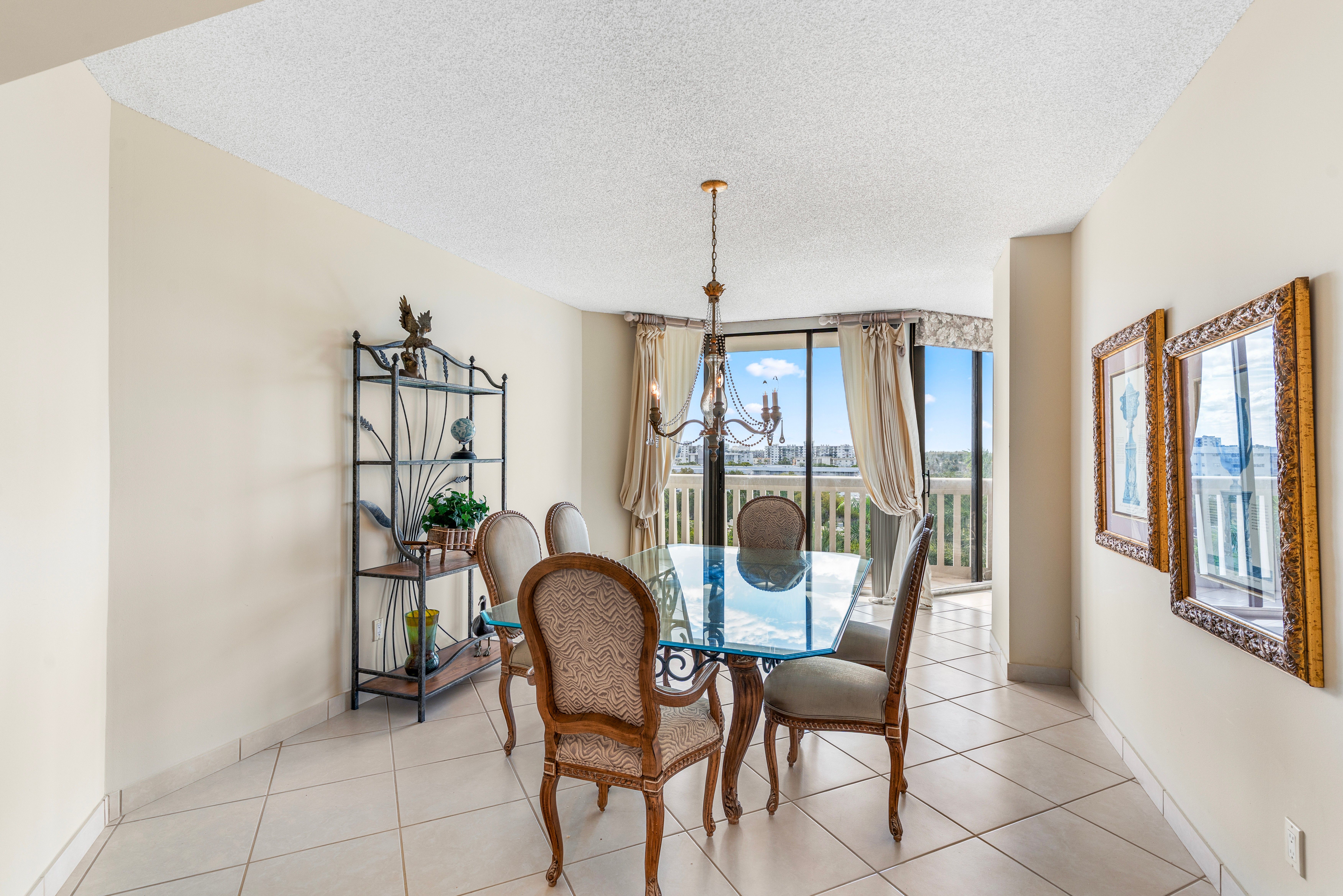 2000 Island Boulevard Aventura FL 33160